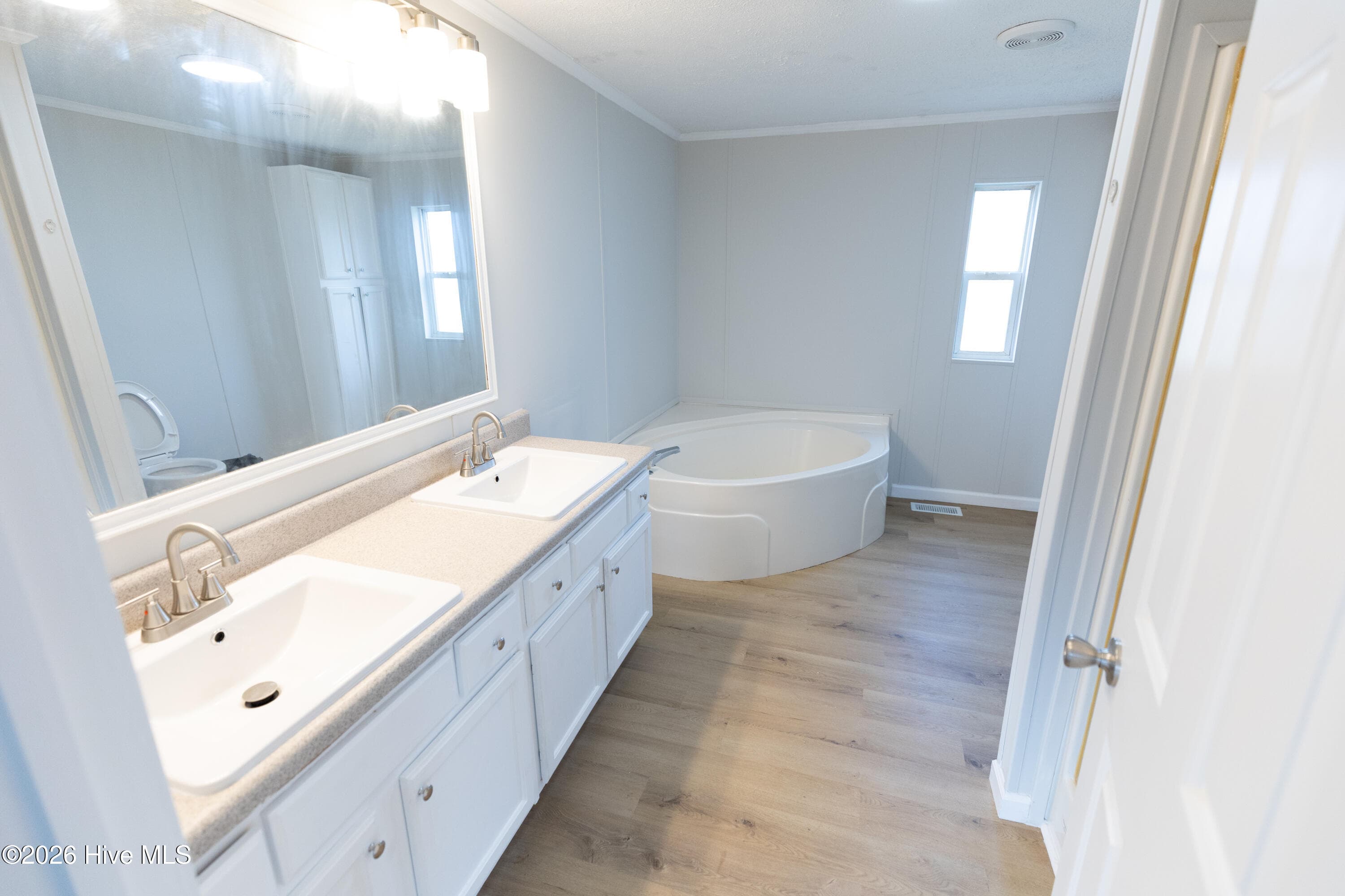 Manufactured Home at 5105 Zulas Place S, Wilson, NC 27893, Wilson, photo 25 of 40