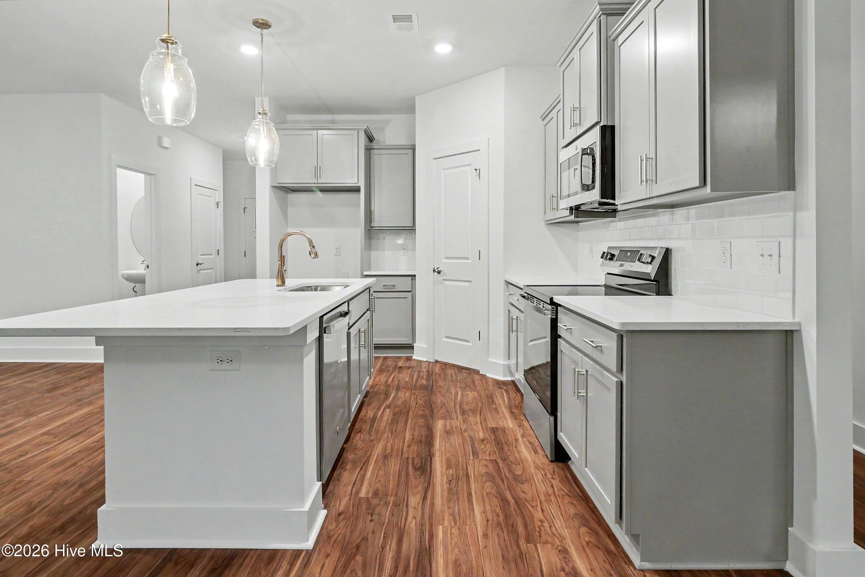 Single Family Residence at 2114 Cregan Cove SW (Lot 3), Ocean Isle Beach, NC 28469, photo 9 of 27