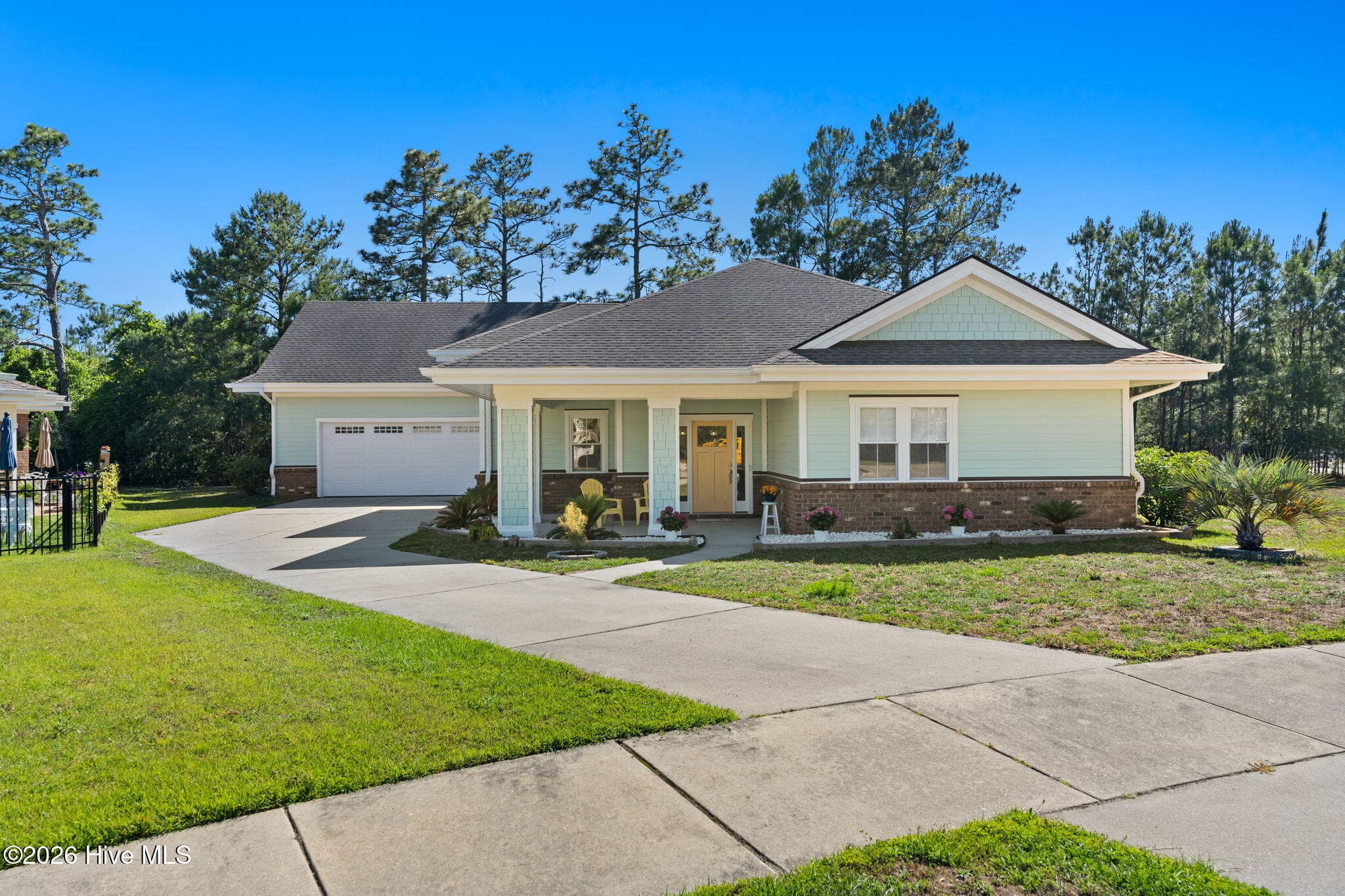 Single Family Residence at 4785 Yellowood Drive, Shallotte, NC 28470, photo 4 of 63