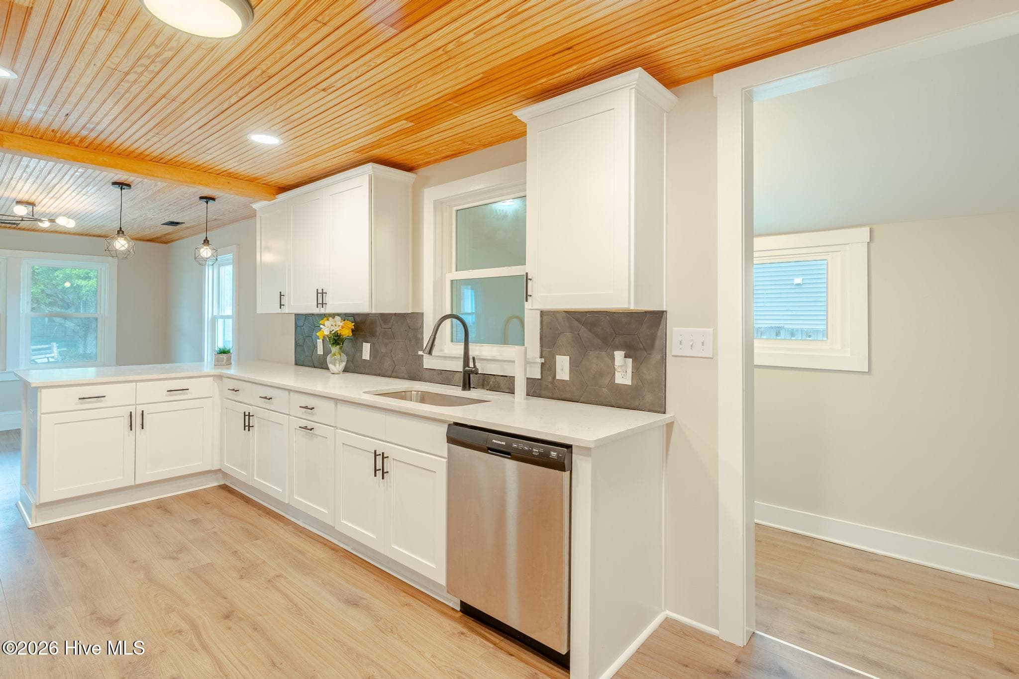 Single Family Residence at 1109 S 9th Street, Wilmington, NC 28401, photo 23 of 42