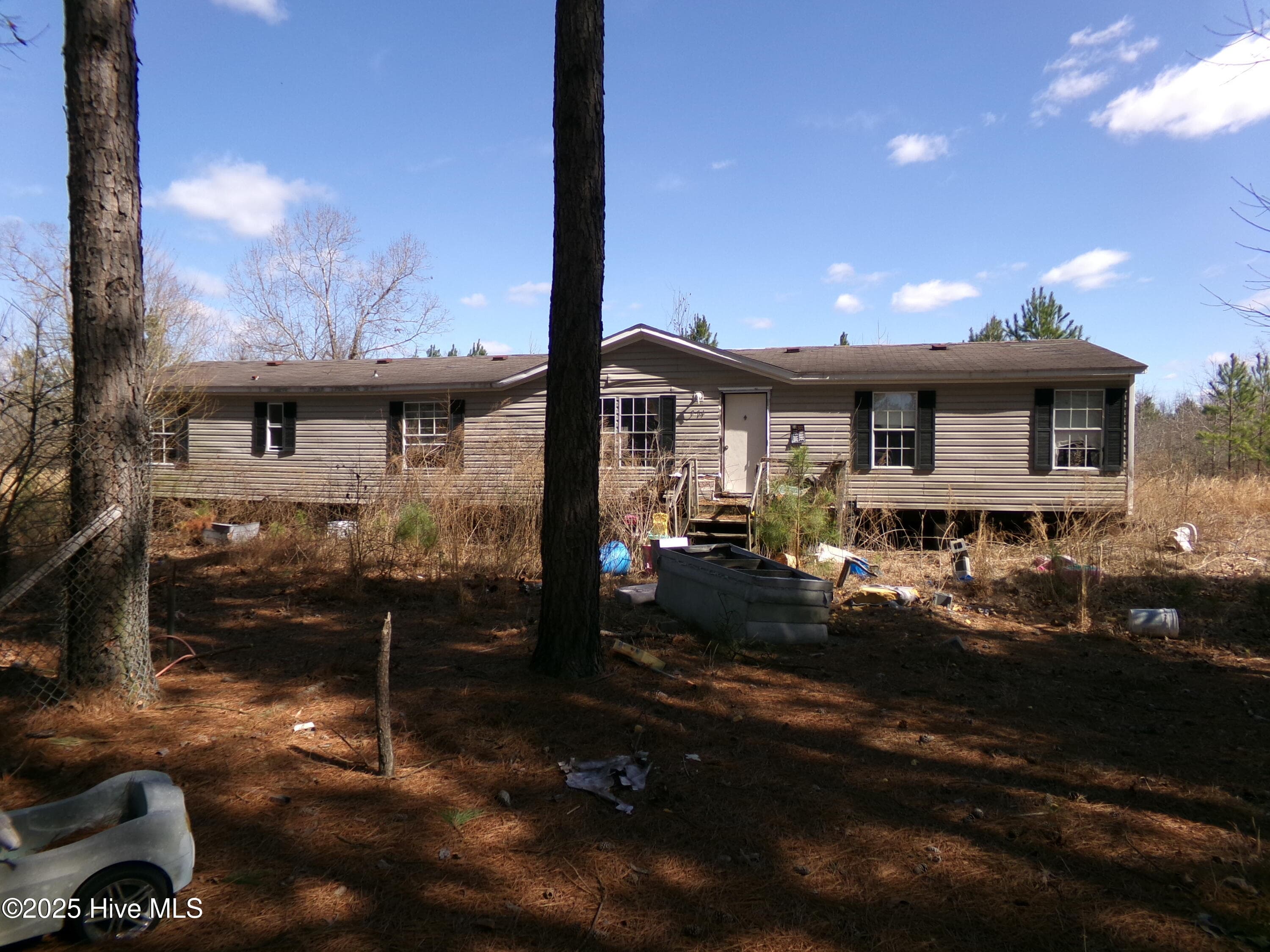 Wooded at 4766 Old Wire Road, Red Springs, NC 28377, photo 5 of 14
