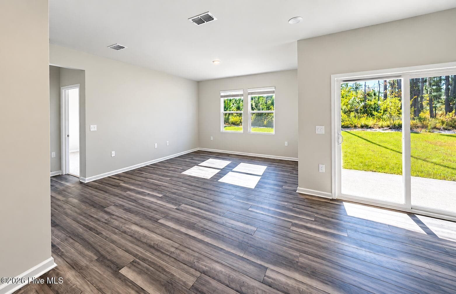 Single Family Residence at 544 Coronado Avenue, Leland, NC 28451, photo 5 of 13