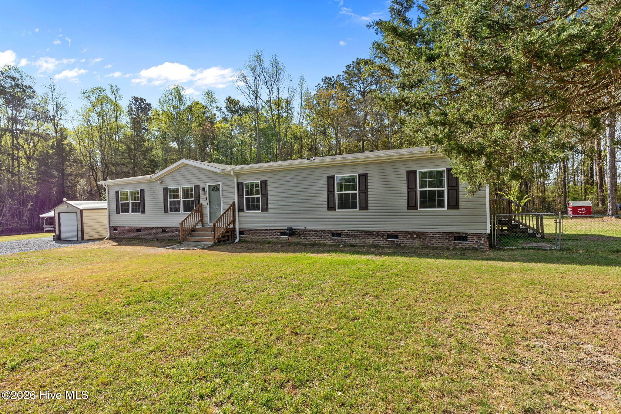 Manufactured Home at 7150 Faircloth Bridge Road, Stedman, NC 28391, Stedman, photo 3 of 44