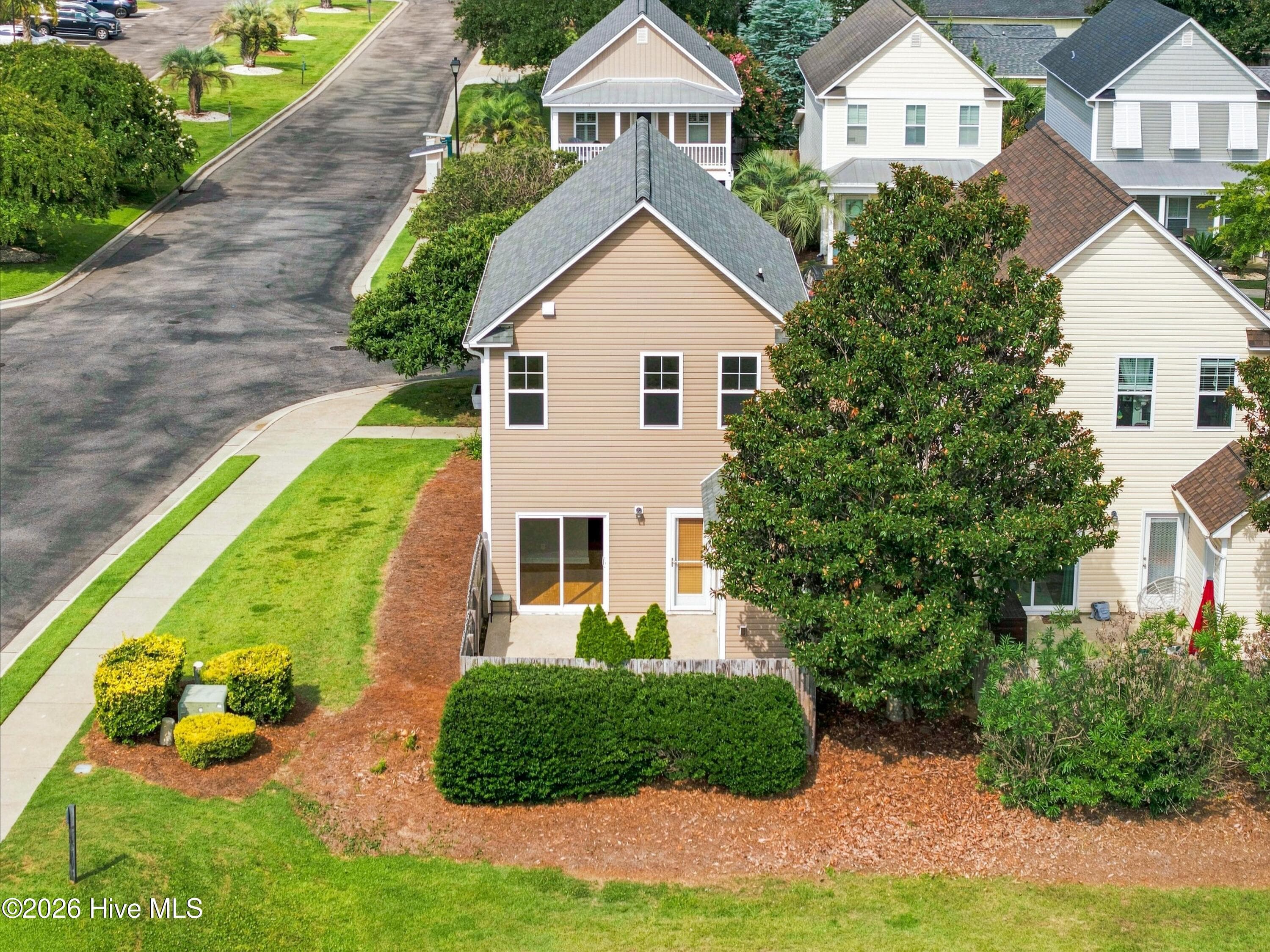 Single Family Residence at 8023 Sweetgrass Court, Wilmington, NC 28412, photo 30 of 33