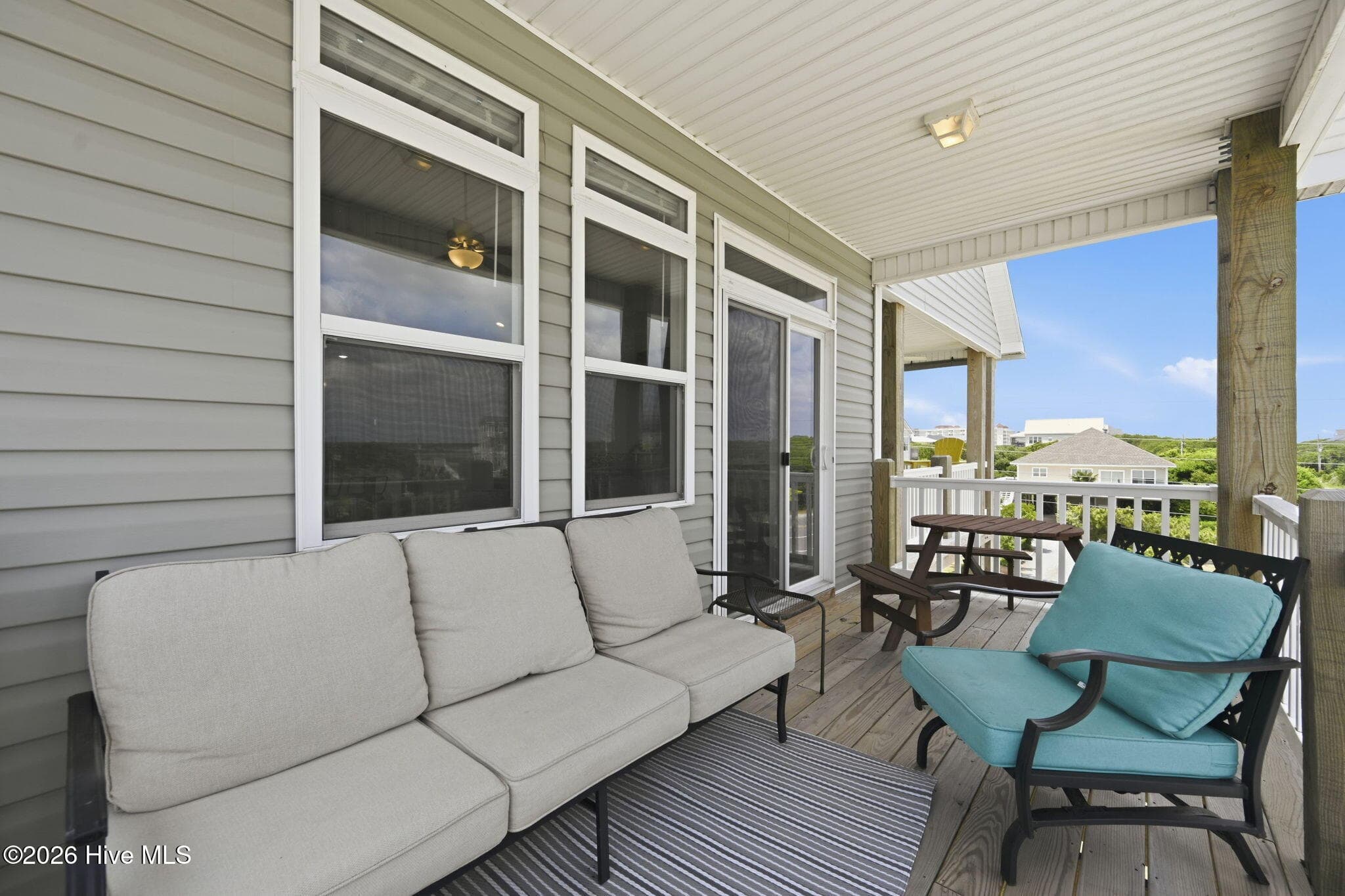 Townhouse at 124 Sea Gull Lane, North Topsail Beach, NC 28460, photo 14 of 48