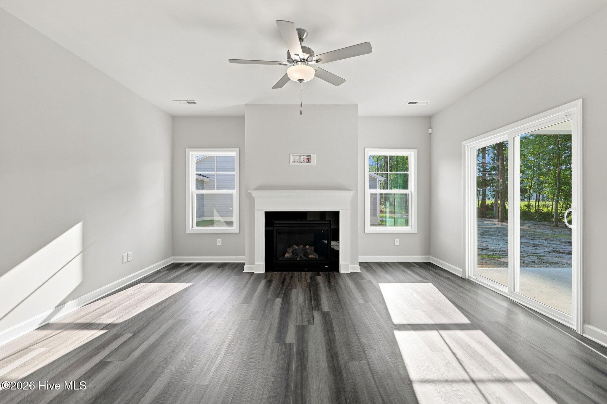 Single Family Residence at 908 Rialto Lane, Ayden, NC 28513, photo 10 of 64