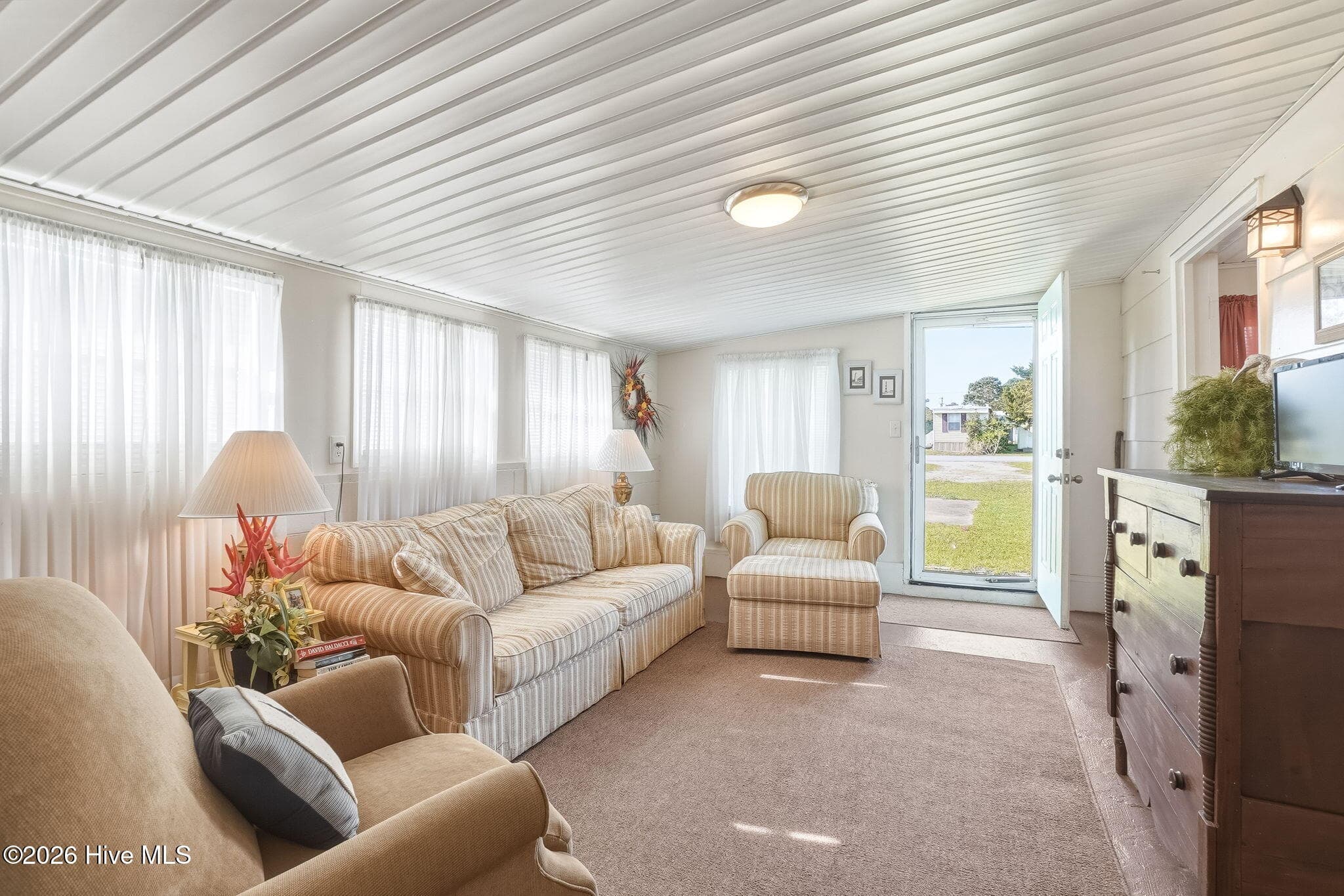 187 Mullens Drive, Harkers Island, NC 28531