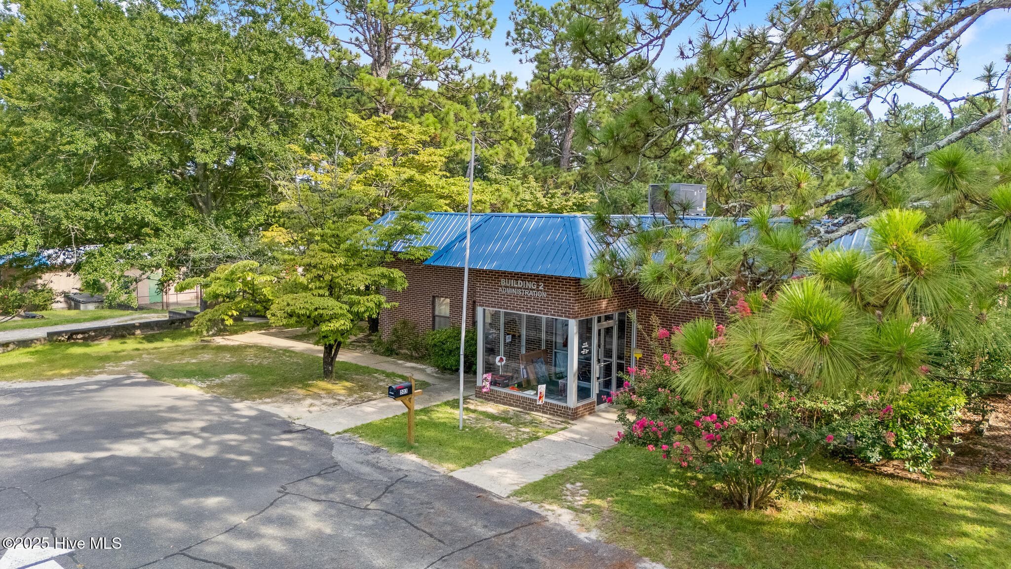 Improved at 503 Johnson Street, Aberdeen, NC 28315, photo 4 of 50