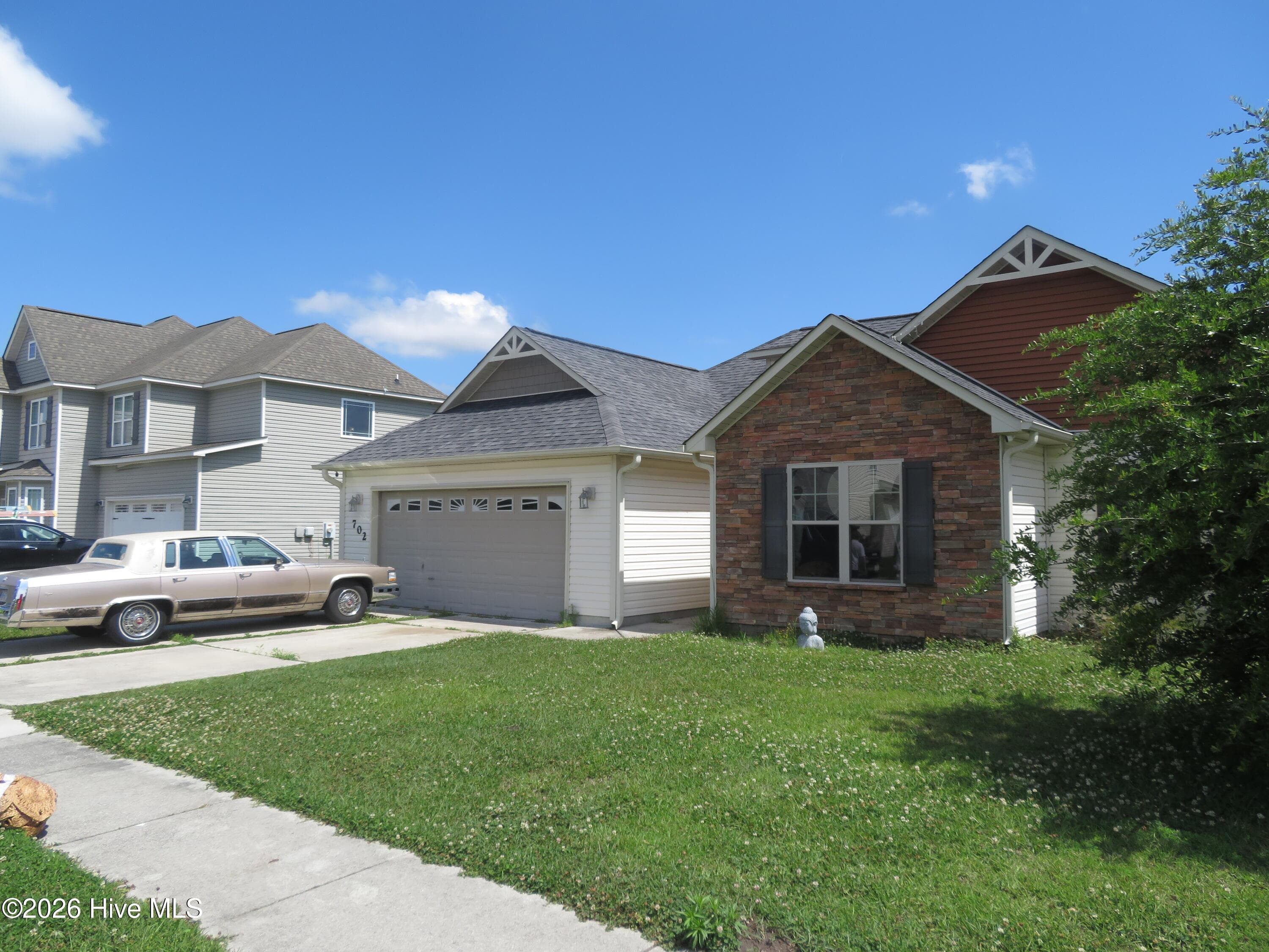 Single Family Residence at 702 Ashley Meadow Lane, Jacksonville, NC 28546, photo 3 of 51