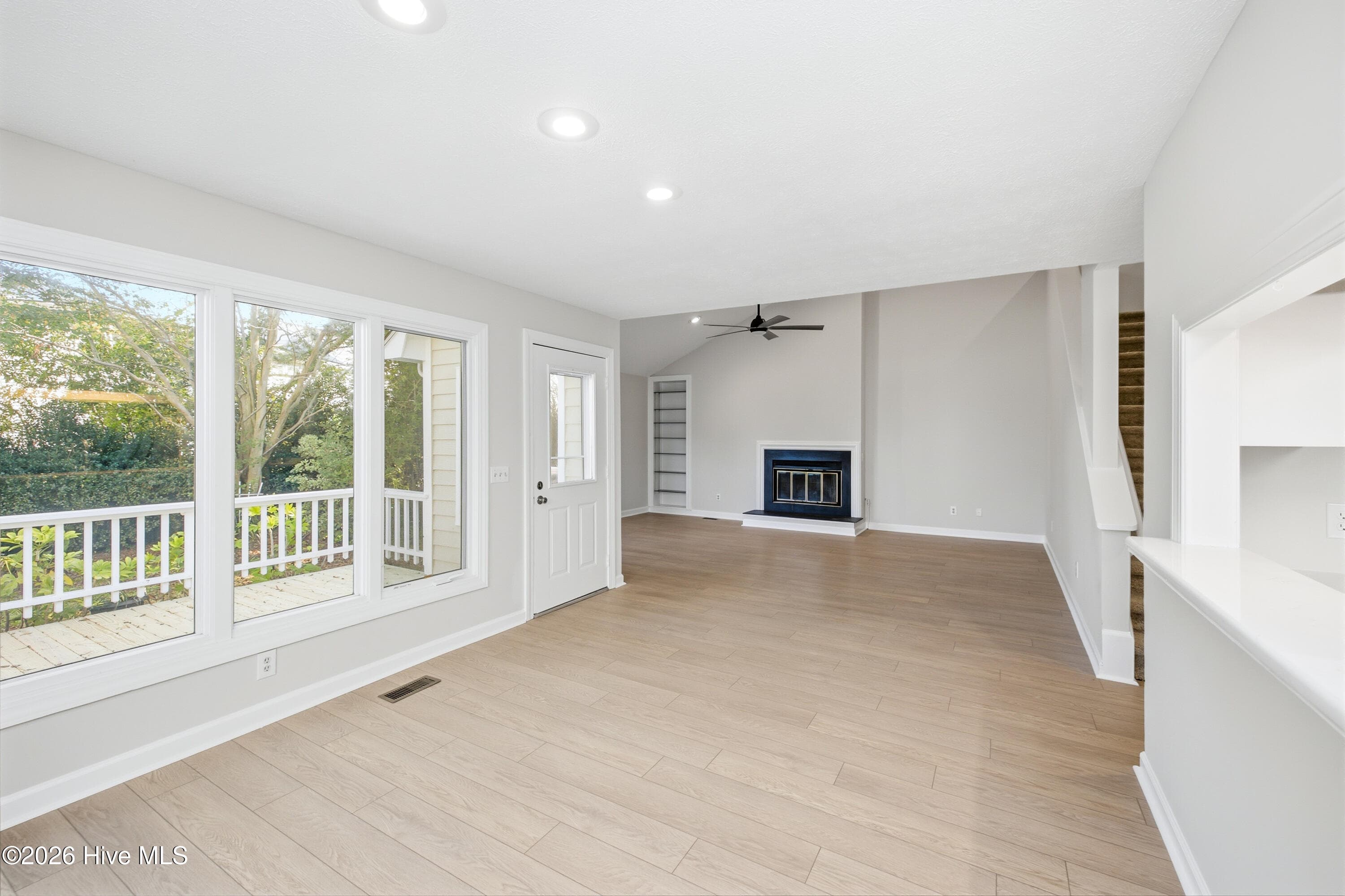 Townhouse at 323 Wimbledon Court, Wilmington, NC 28412, Wilmington, photo 15 of 41
