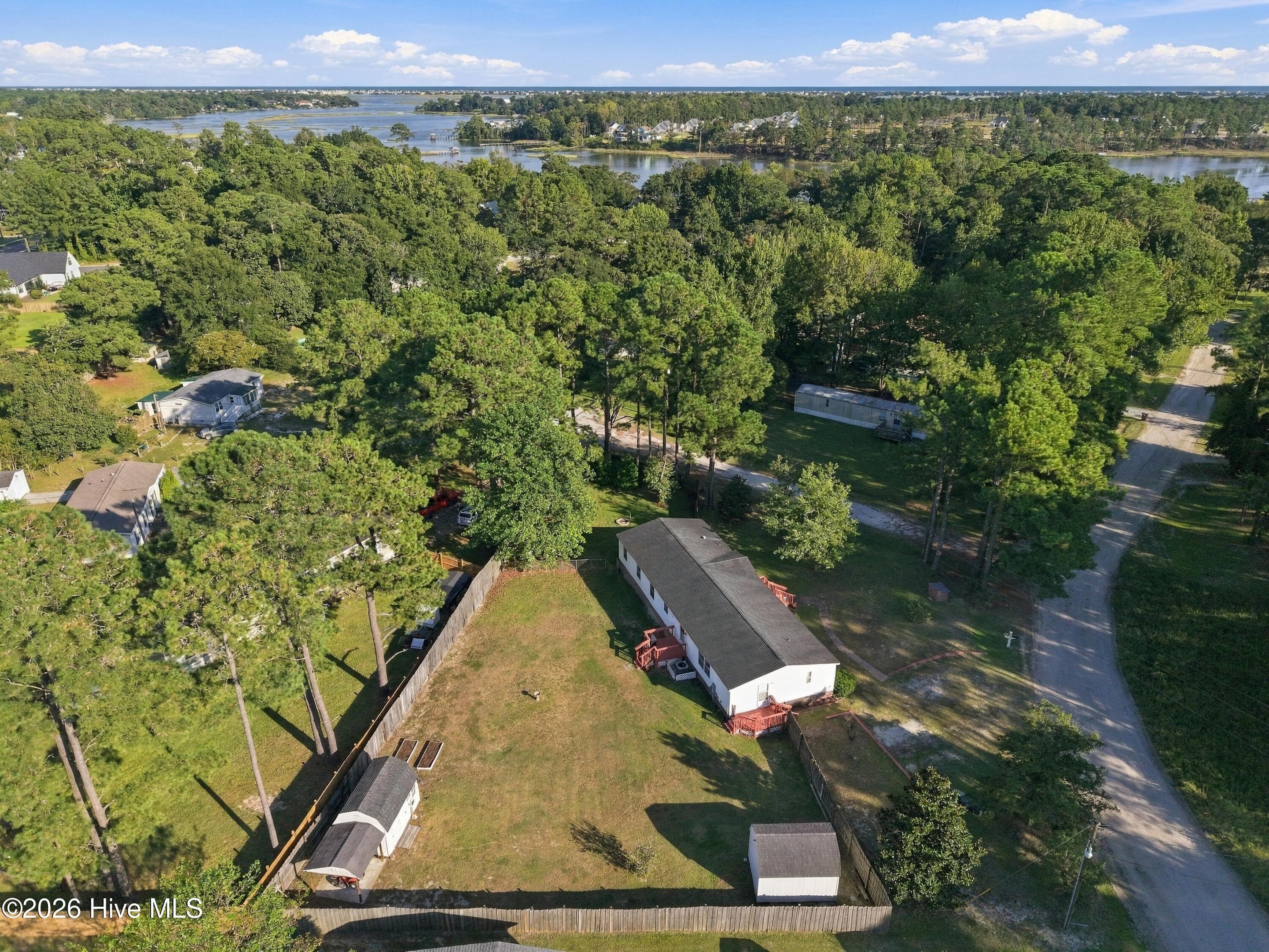 Manufactured Home at 683 Bay Harbor Drive, Hampstead, NC 28443, photo 39 of 40