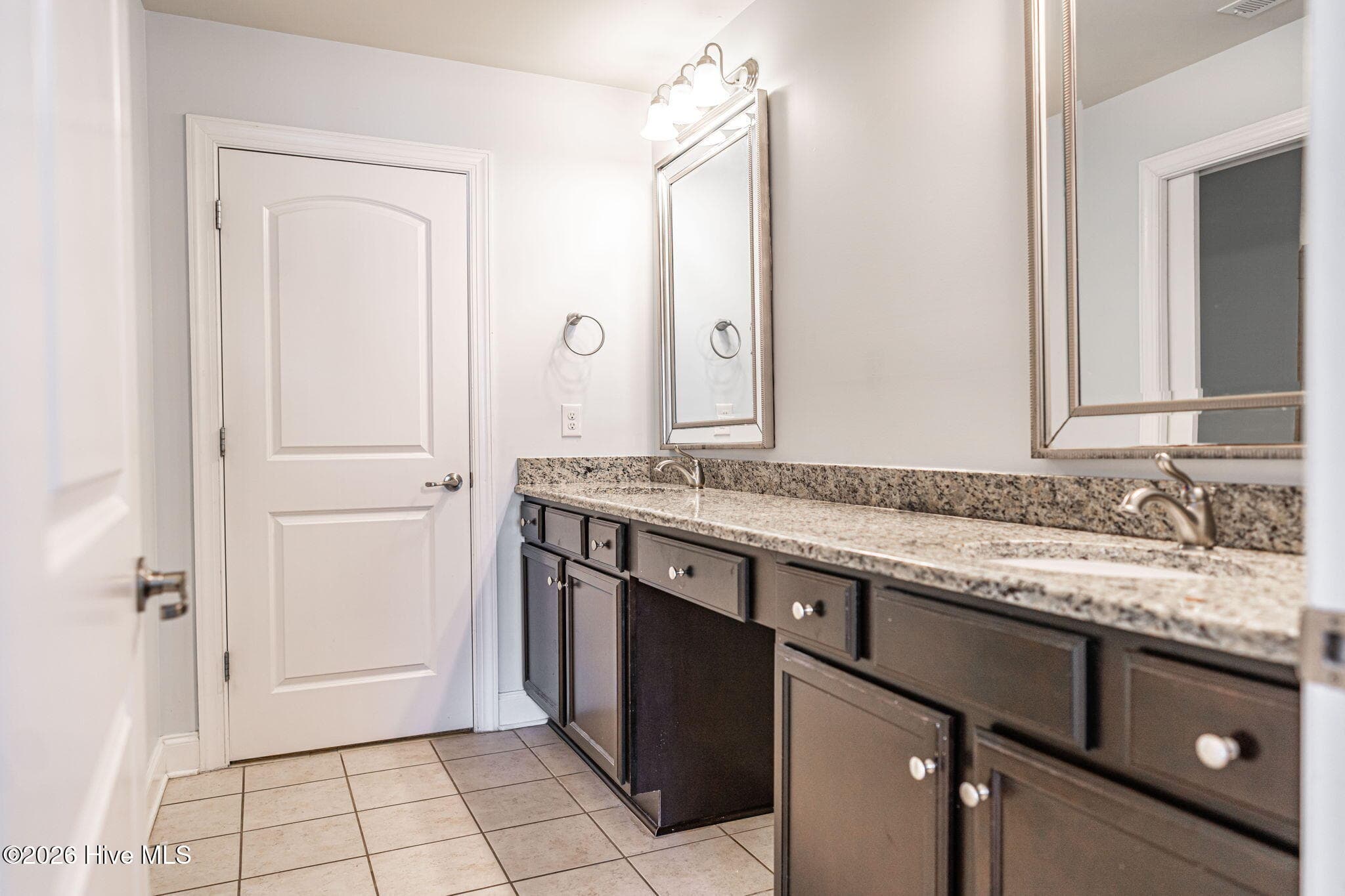Townhouse at 107 W Chelsea Court, Southern Pines, NC 28387, photo 20 of 37