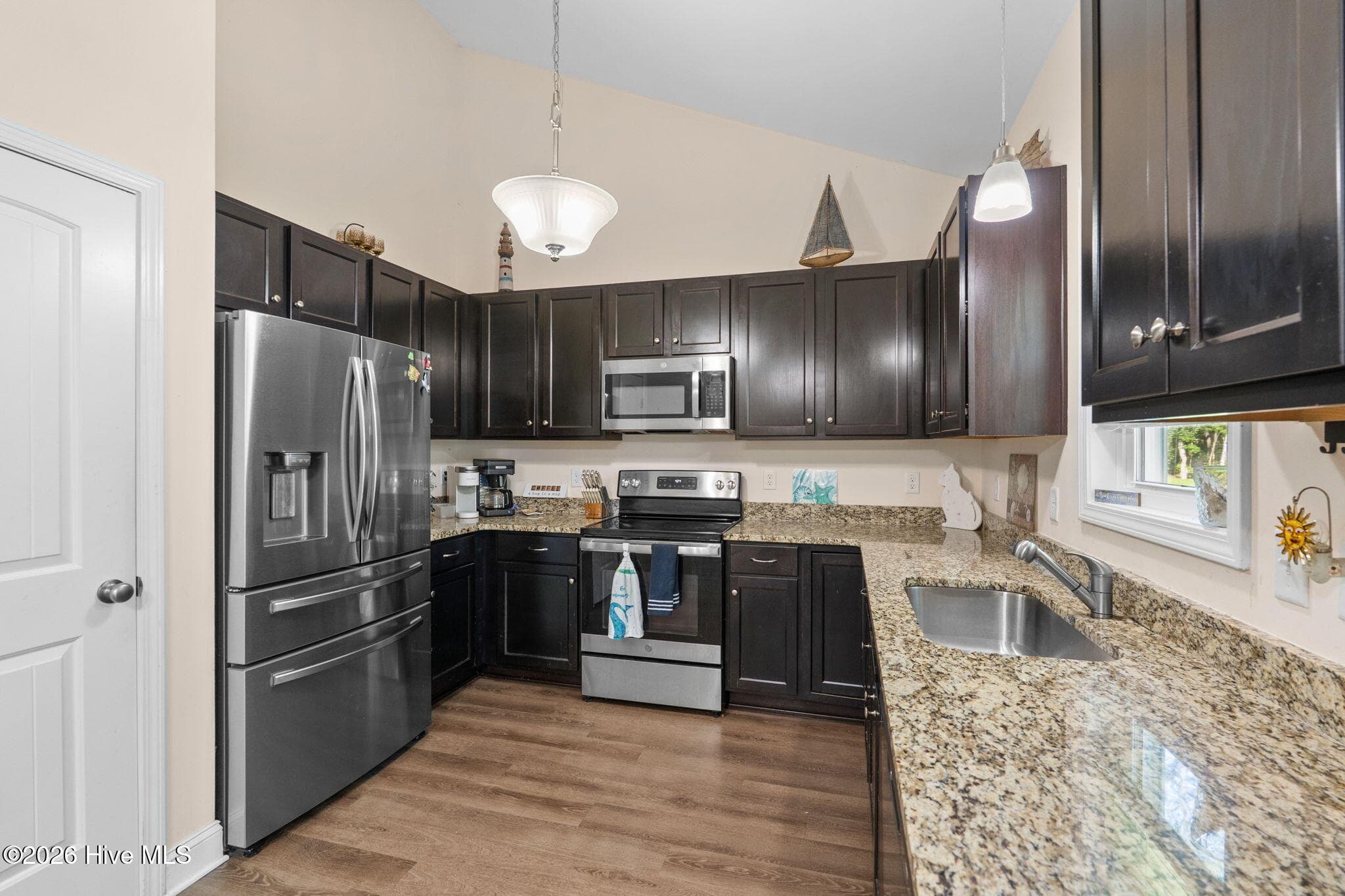 Single Family Residence at 544 Briarwood Drive NW, Calabash, NC 28467, photo 18 of 80