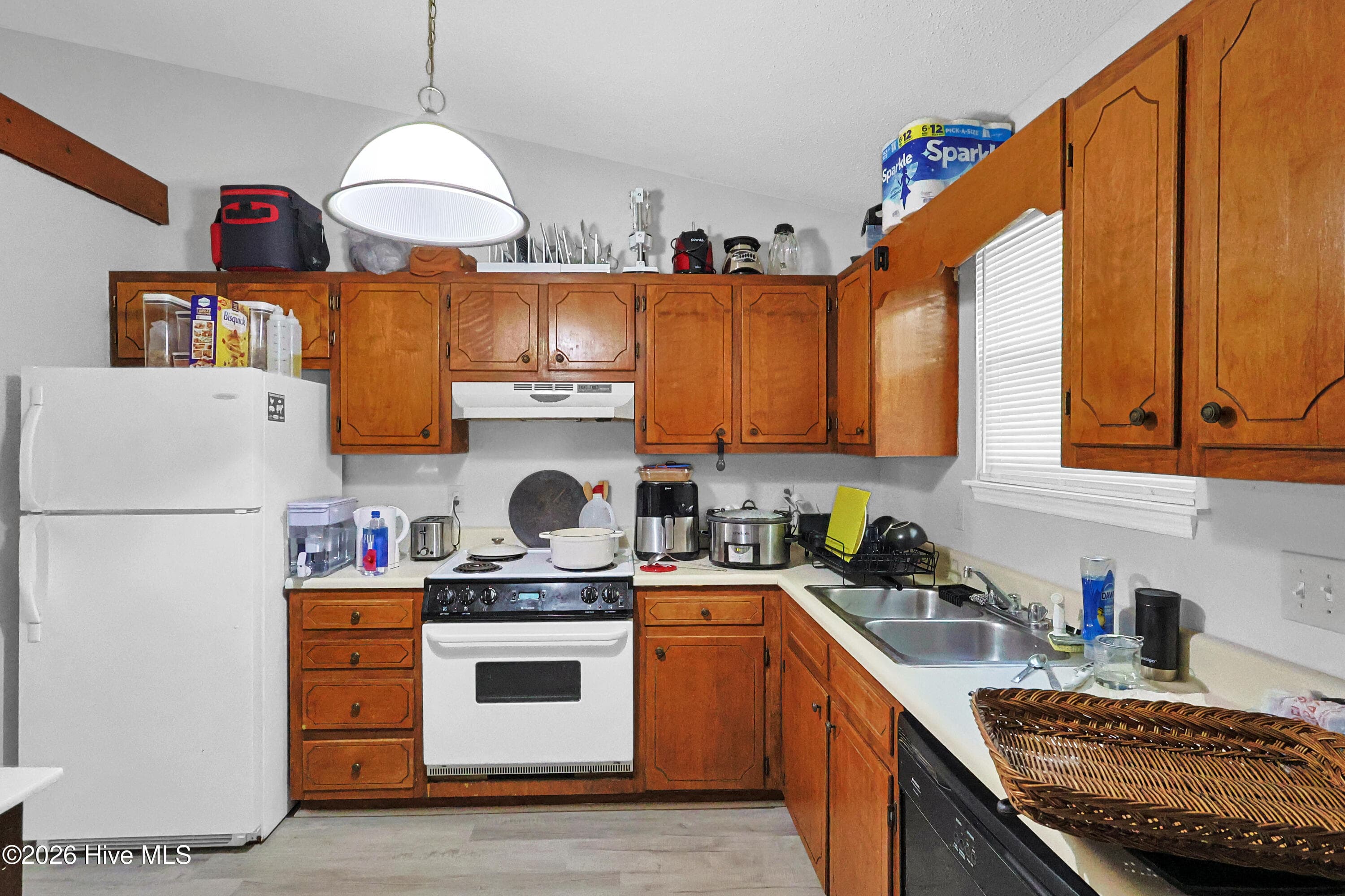 Duplex at 231-233 Easy Street, Jacksonville, NC 28546, photo 14 of 54