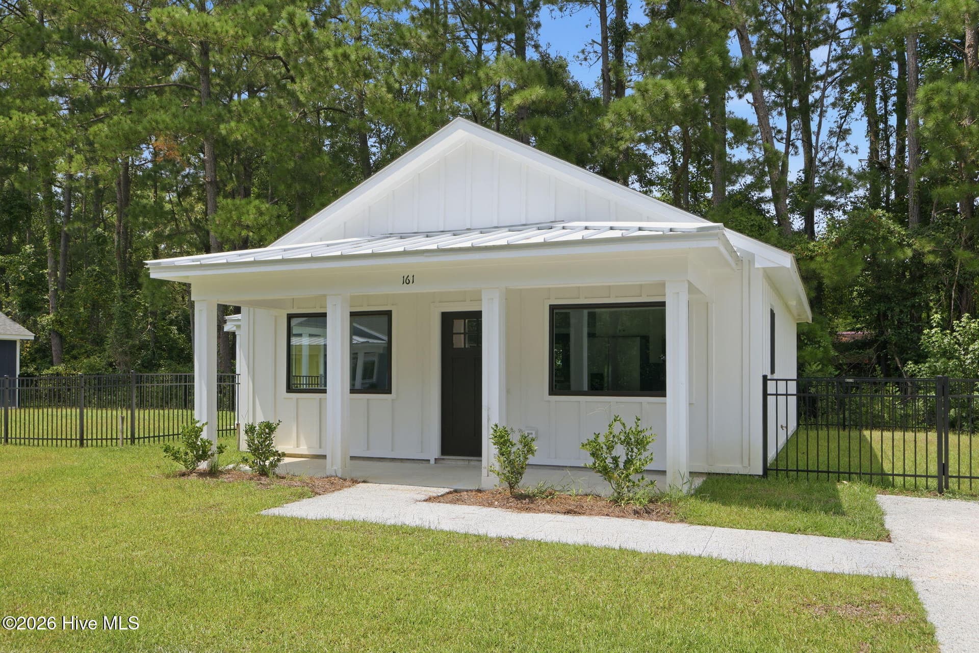 Condominium at 161 Long Pond Loop, Swansboro, NC 28584, photo 2 of 23