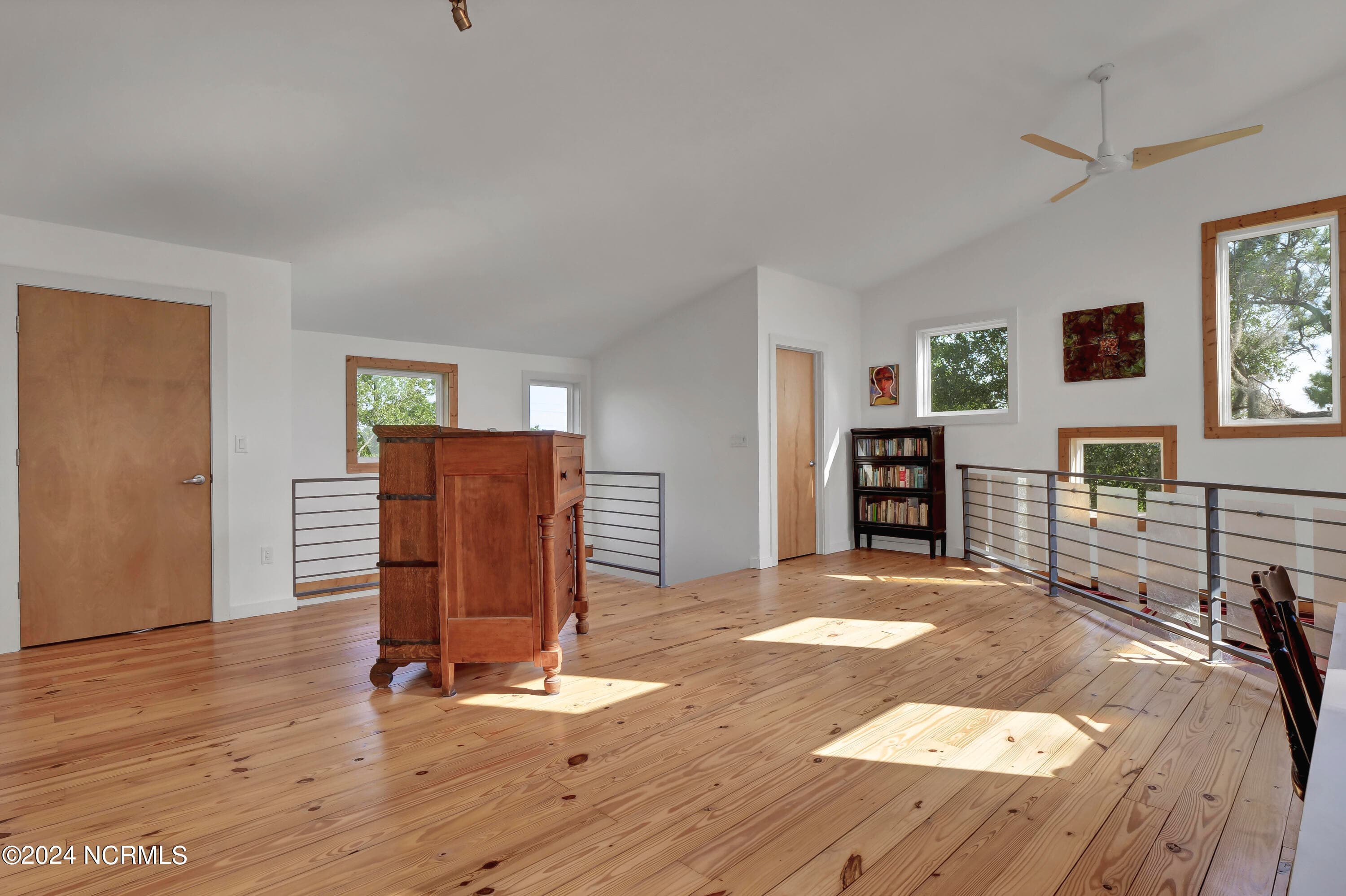 Single Family Residence at 1801 Us Highway 421, Wilmington, NC 28401, photo 3 of 5