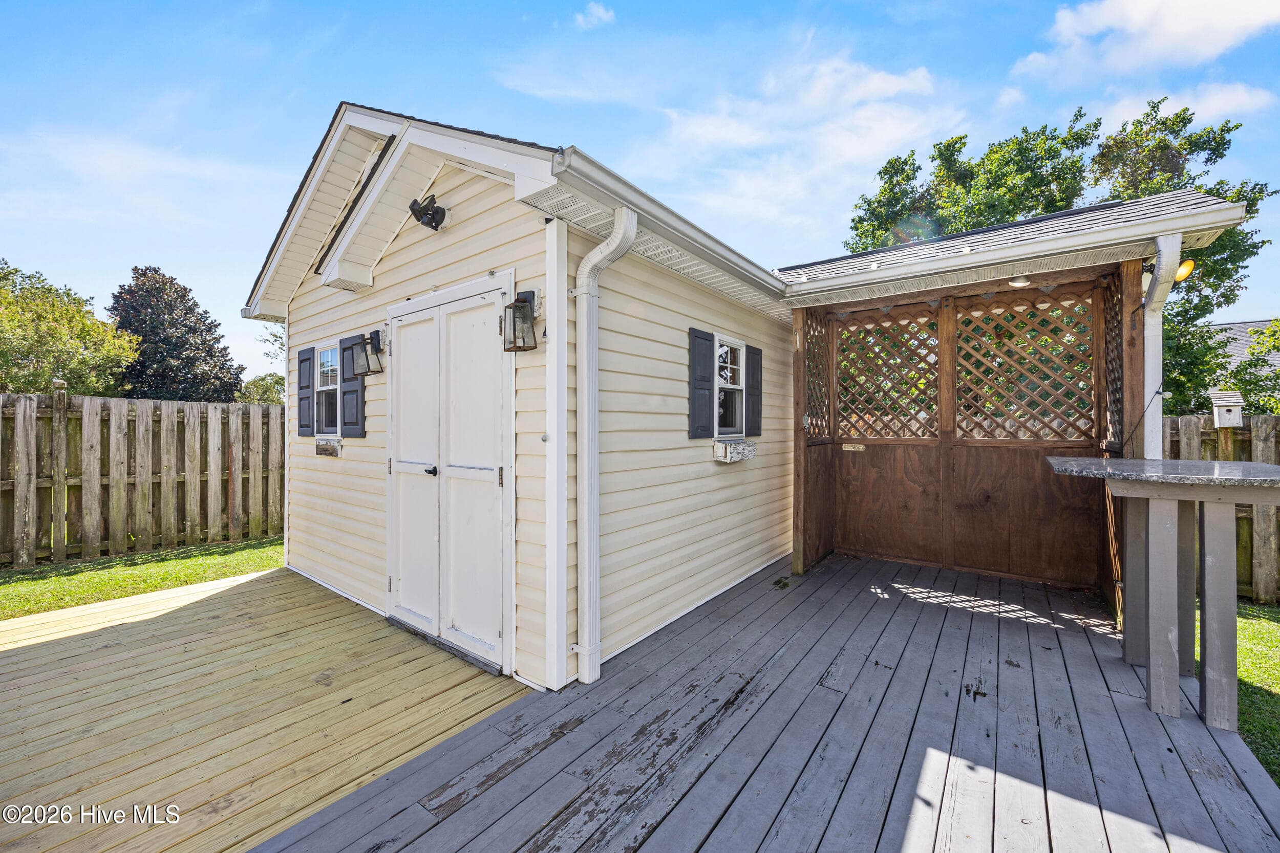 Single Family Residence at 605 Brookbend Drive, Wilmington, NC 28411, photo 33 of 40