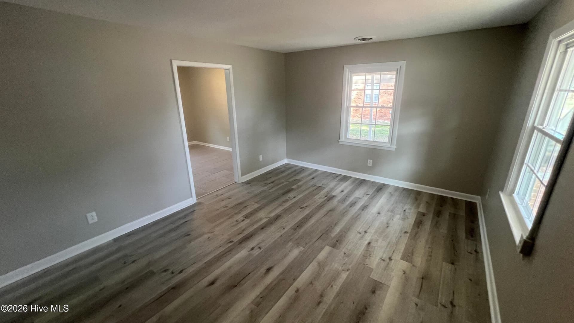 Single Family Residence at 6544 Amanda Circle, Fayetteville, NC 28304, photo 2 of 8
