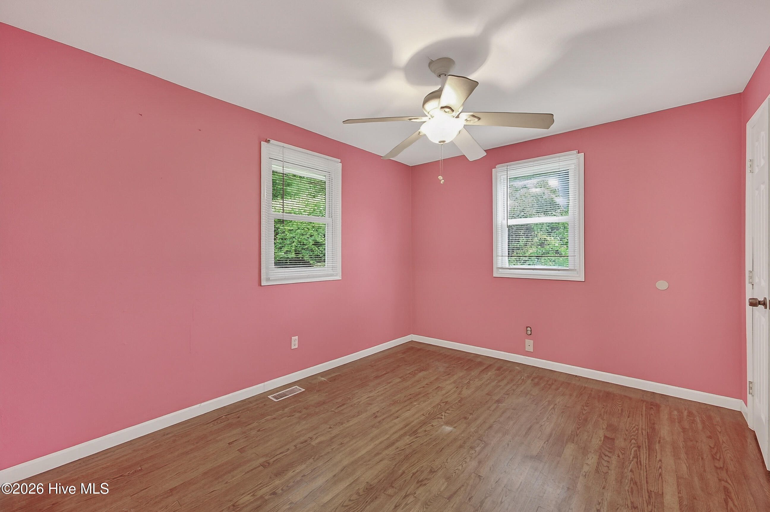 Single Family Residence at 12 Barksdale Drive, Jacksonville, NC 28540, photo 14 of 26