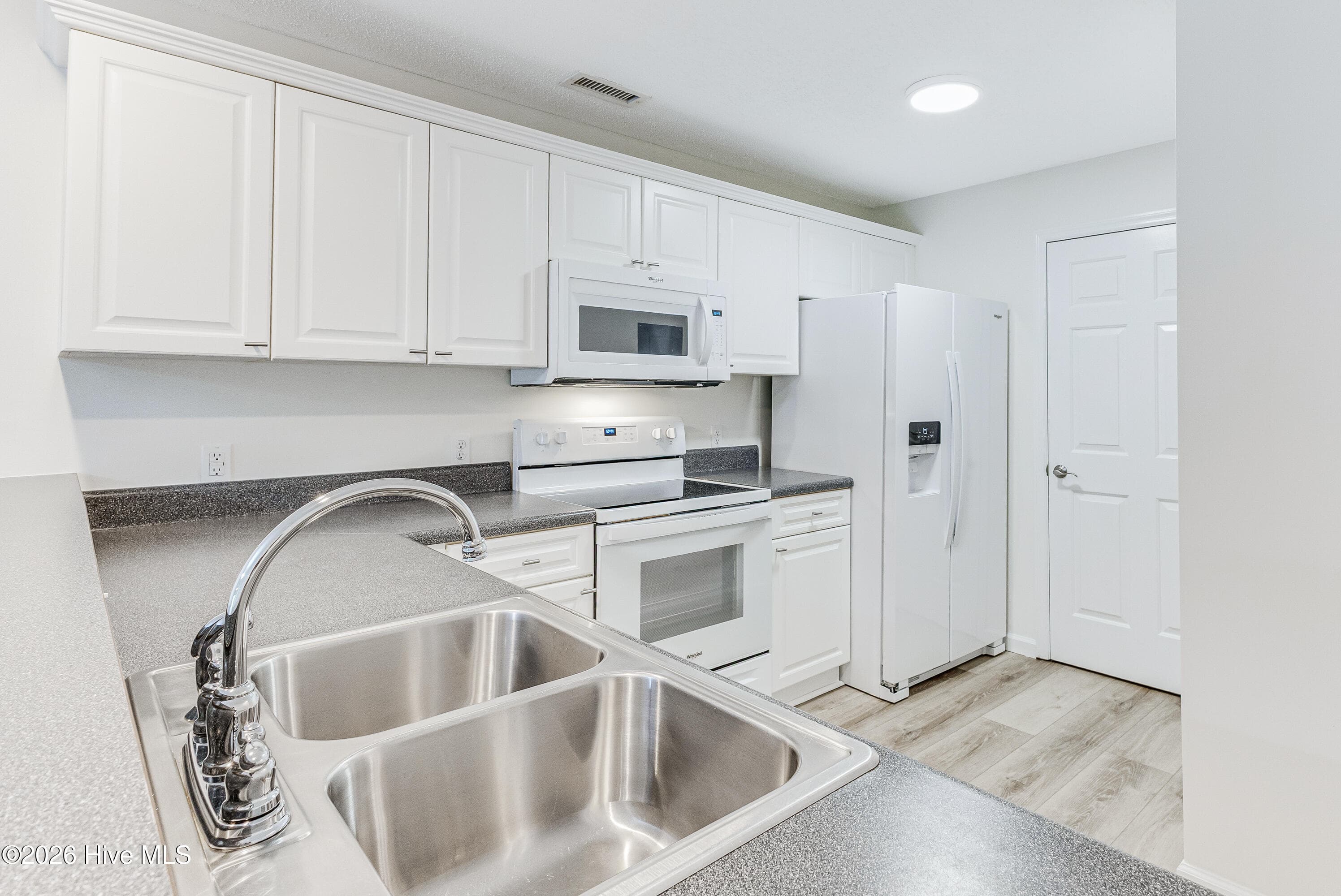 Condominium at 1620 Goley Hewett Road SE Unit 407, Bolivia, NC 28422, photo 19 of 102