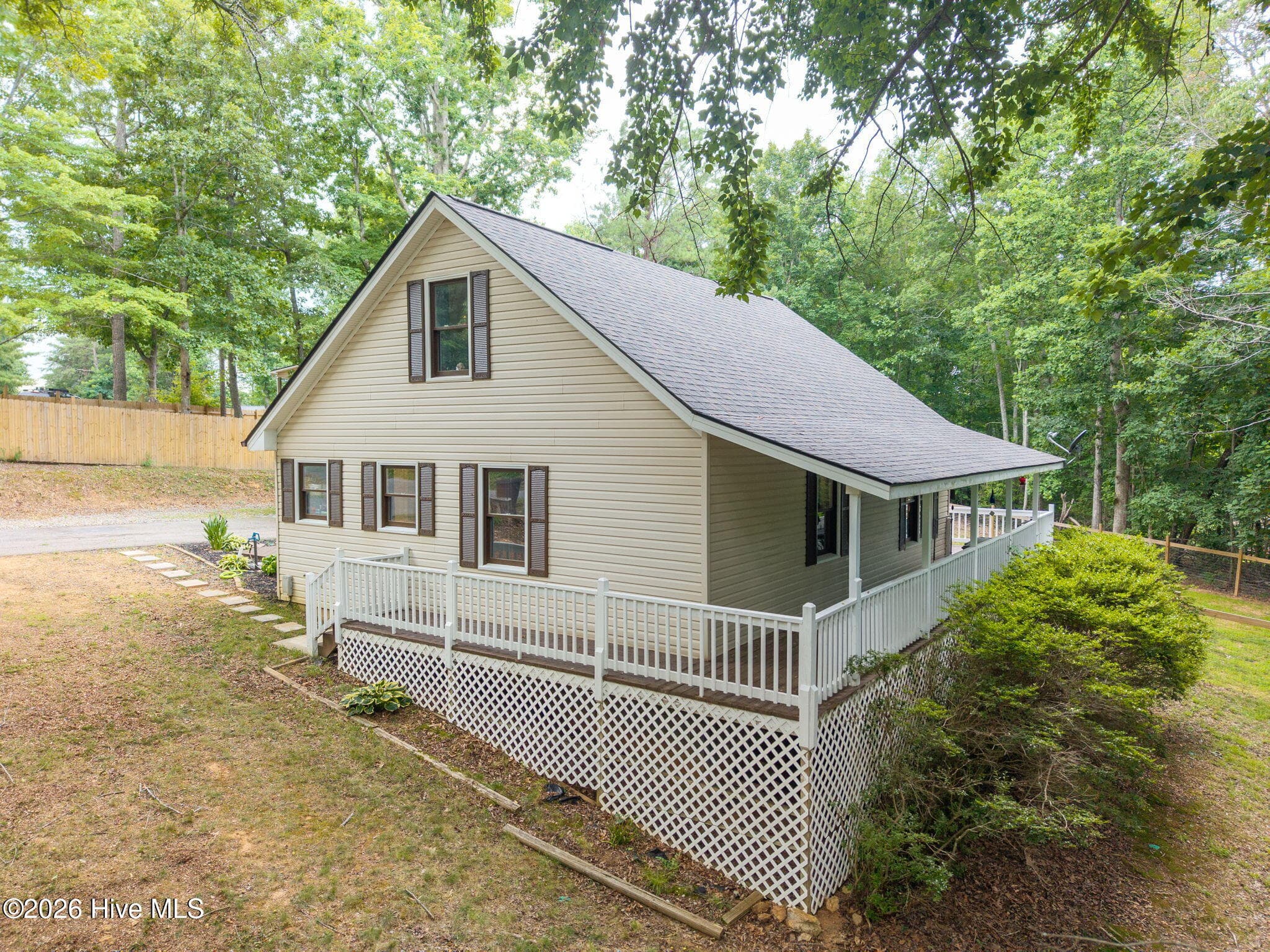 Single Family Residence at 277 Tracy Street, Blairsville, GA 30512, photo 2 of 4