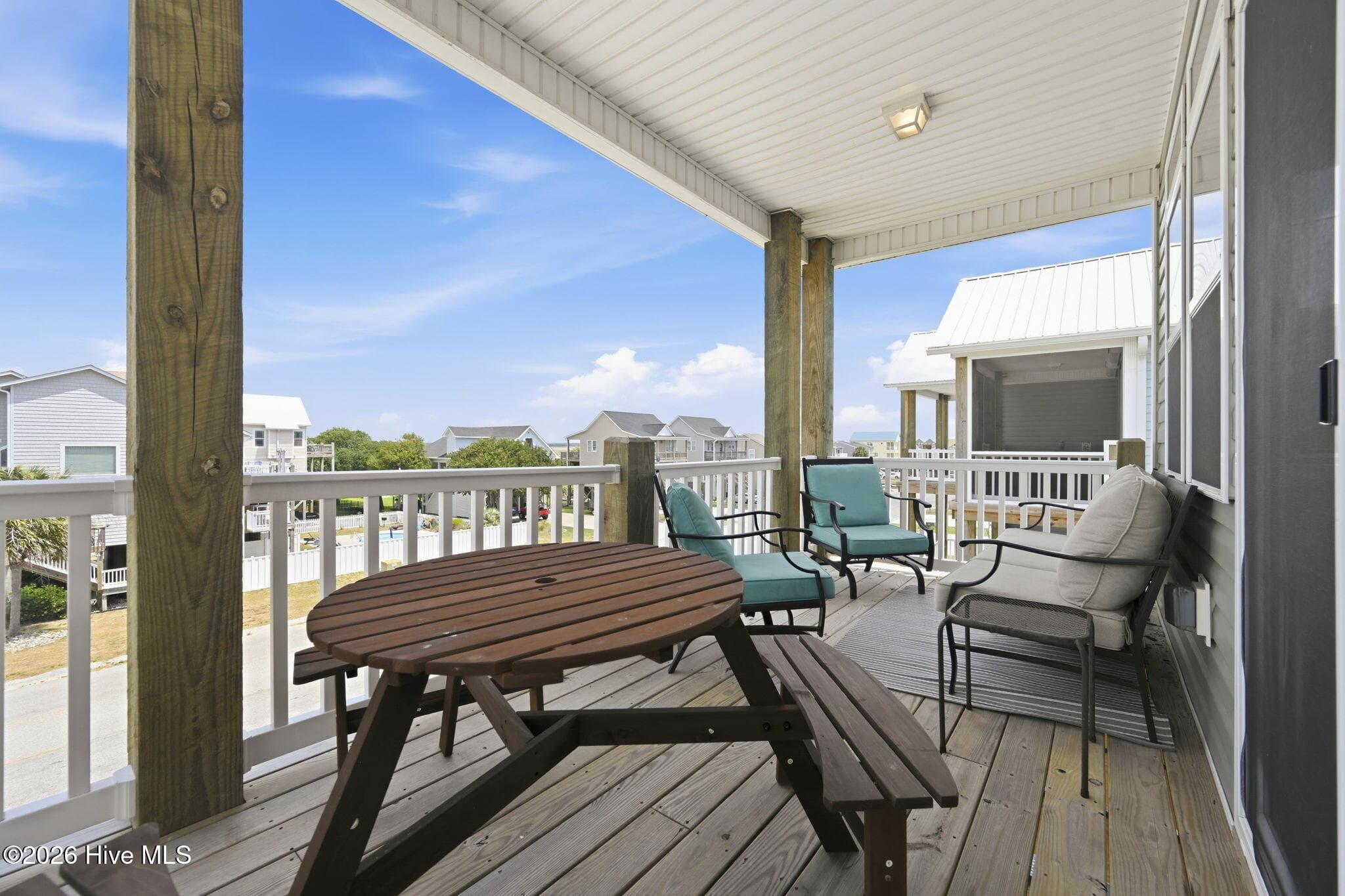 Townhouse at 124 Sea Gull Lane, North Topsail Beach, NC 28460, photo 11 of 48