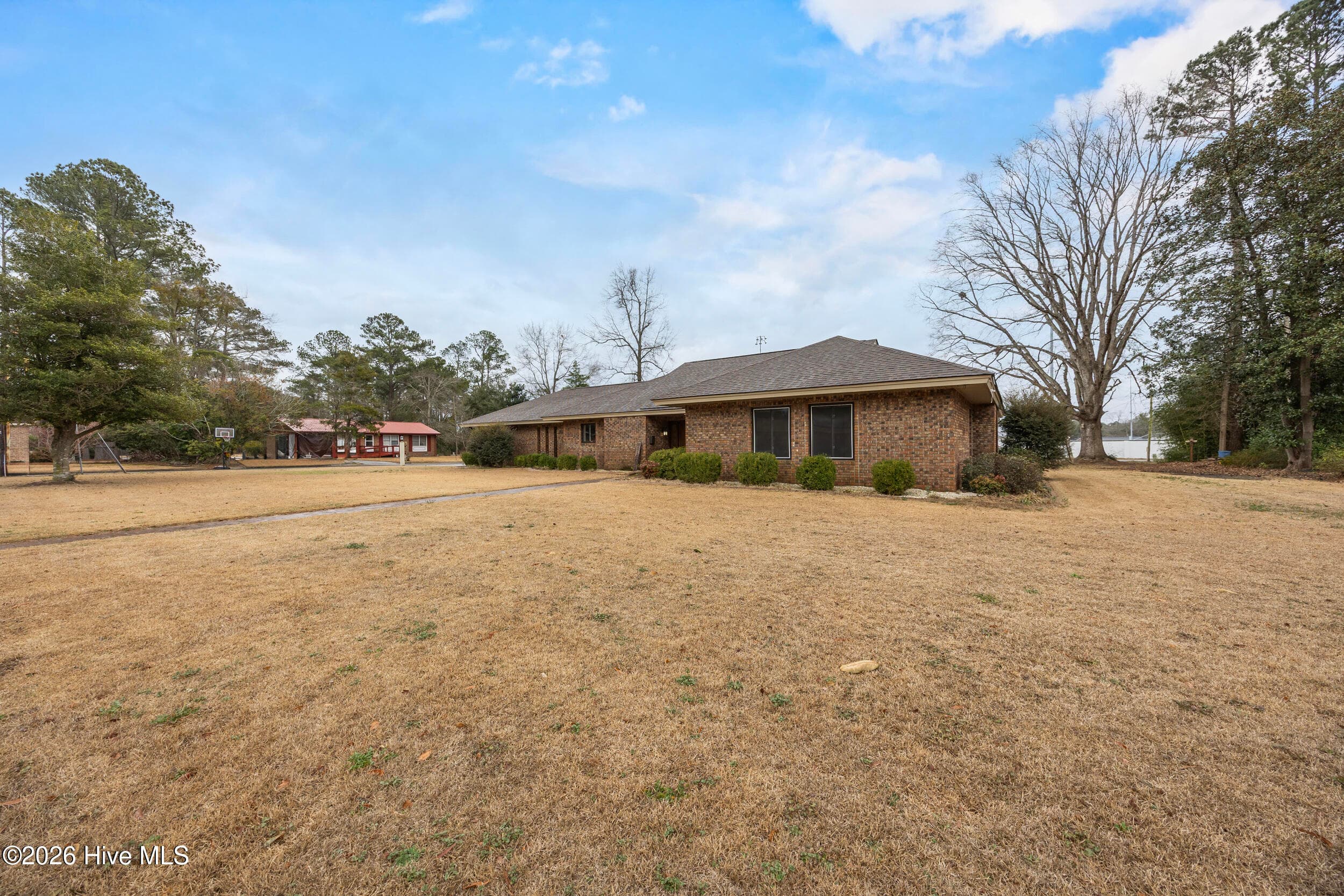 Single Family Residence at 616 E Murphy Street, Wallace, NC 28466, photo 24 of 122