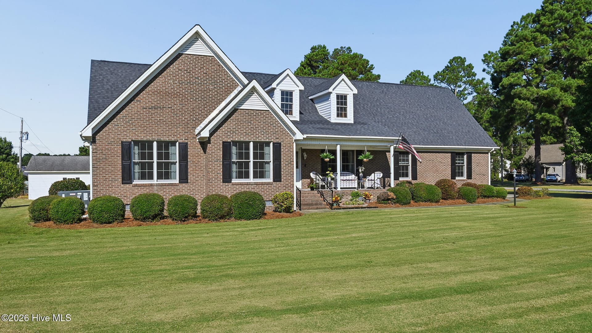 Single Family Residence at 944 Country Club Drive, Ayden, NC 28513, photo 2 of 61