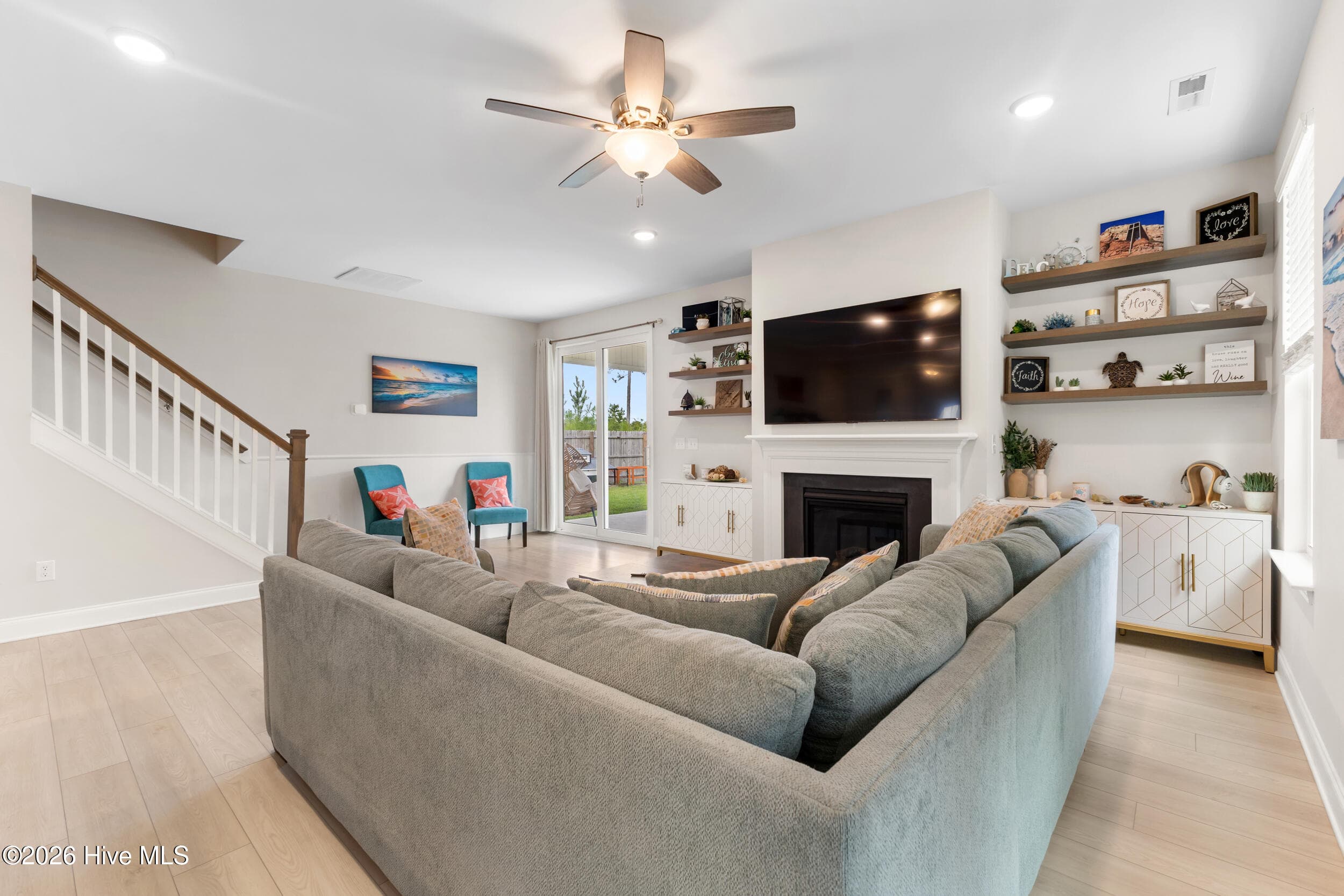 Single Family Residence at 1104 Terraces Lane, Hampstead, NC 28443, photo 17 of 56