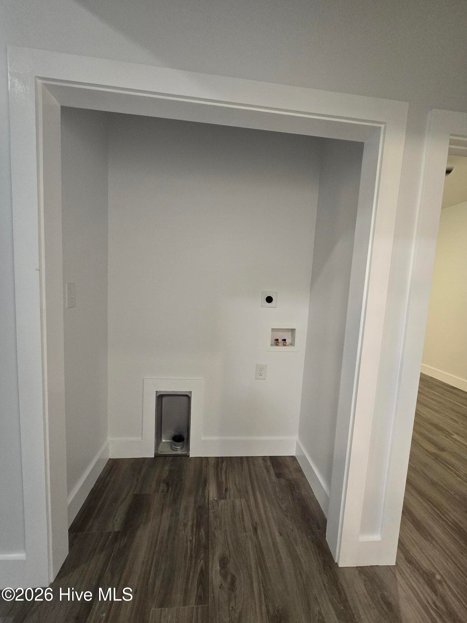 Utility Closet - 234 Manchester Road, Havelock, NC 28532