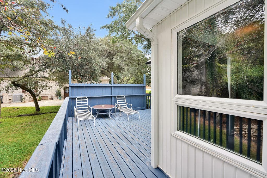 Single Family Residence at 2002 Petes Camp Drive, Southport, NC 28461, photo 19 of 36