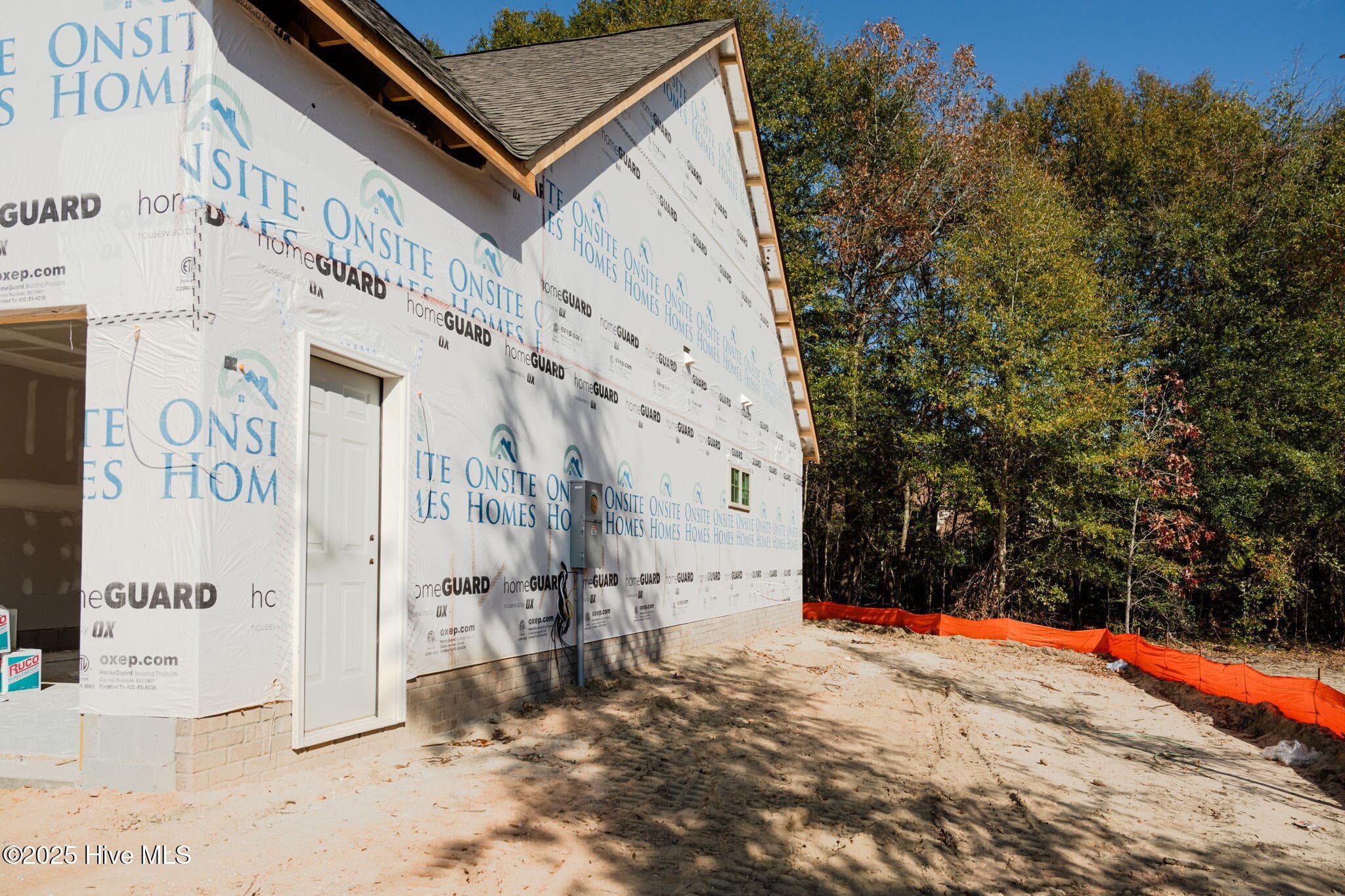 TELLURIDE LOT 06 - "Colston" - 229 Telluride Court, Aberdeen, NC 28315