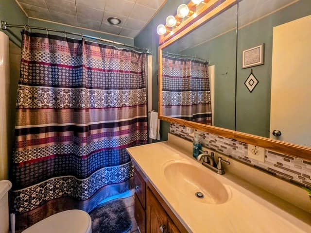 Residential at 561 Deals Gap Road, Robbinsville, NC 28713, photo 13 of 37