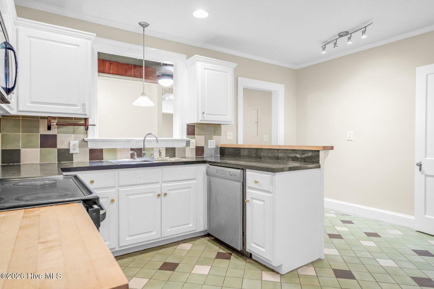 Single Family Residence at 1041 Lafayette Avenue, Rocky Mount, NC 27803, photo 13 of 41