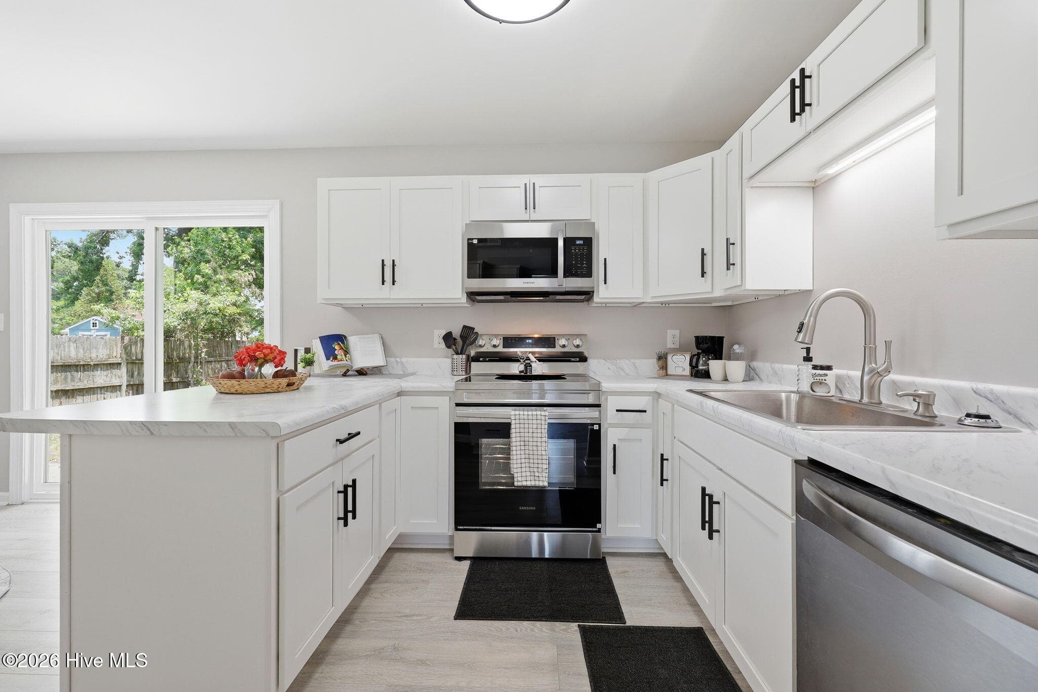 105 Woodside Court, Jacksonville, NC 28546