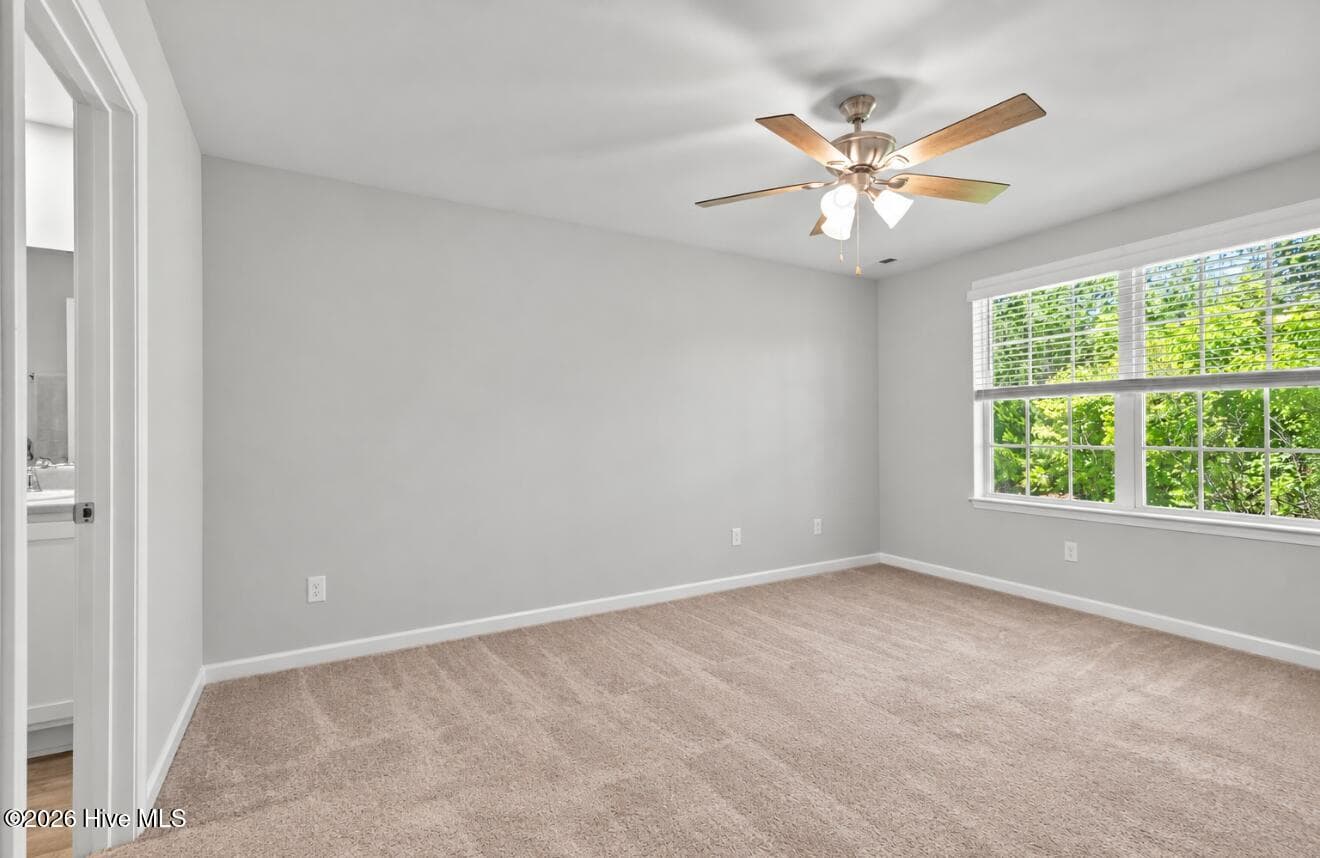 Single Family Residence at 849 Tuscarora Trail, Jacksonville, NC 28546, photo 21 of 45