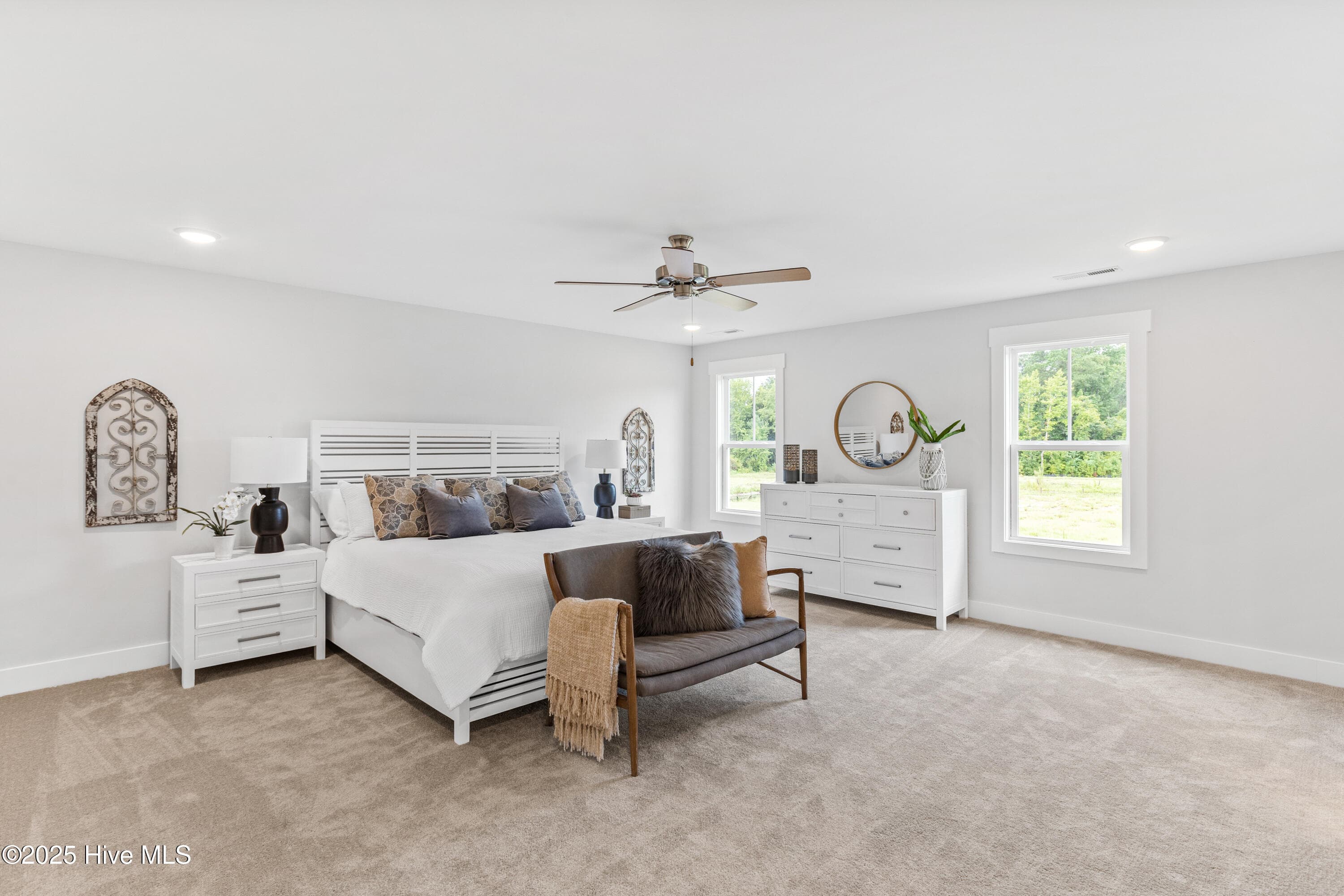 Spacious primary bedroom 18x17 - 3216 Beaus Drive, Castle Hayne, NC 28429
