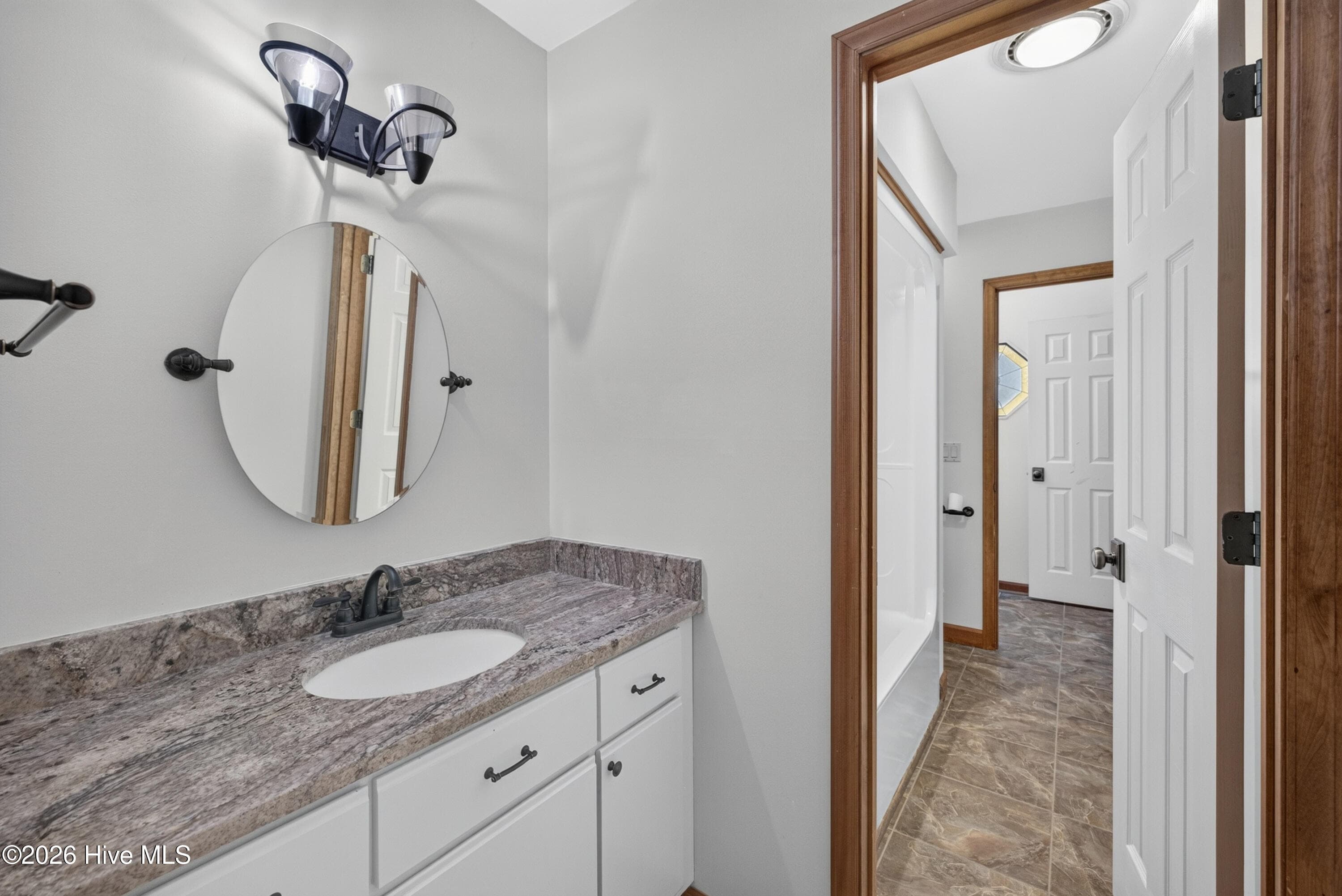 Single Family Residence at 106 Bogey Court, Hampstead, NC 28443, photo 35 of 52