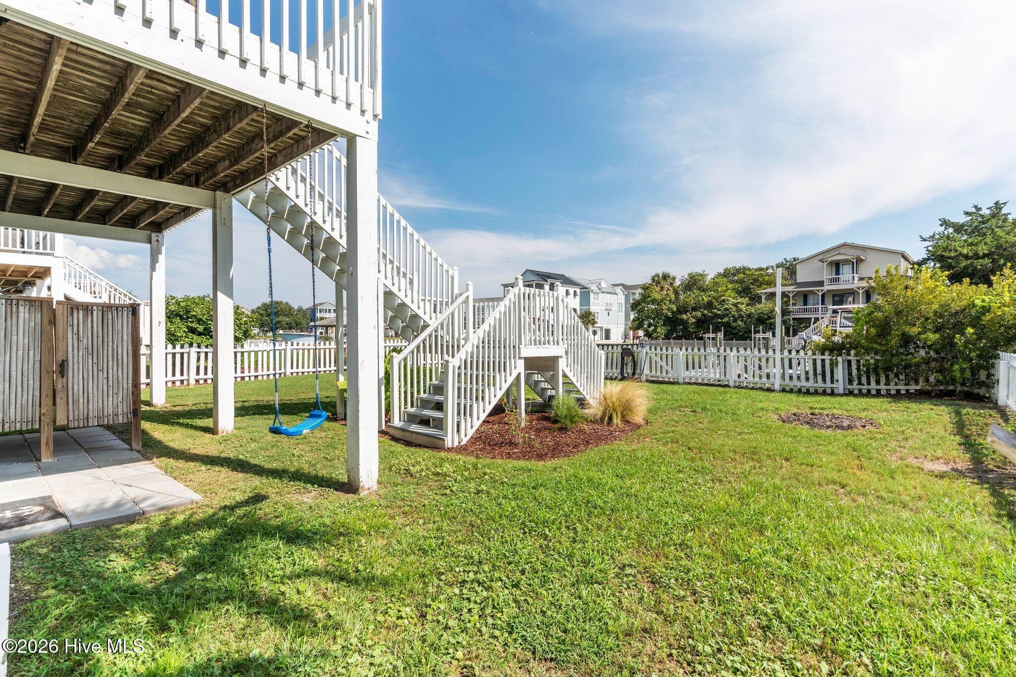 Single Family Residence at 186 Sailfish Drive, Holden Beach, NC 28462, Holden Beach, photo 14 of 50