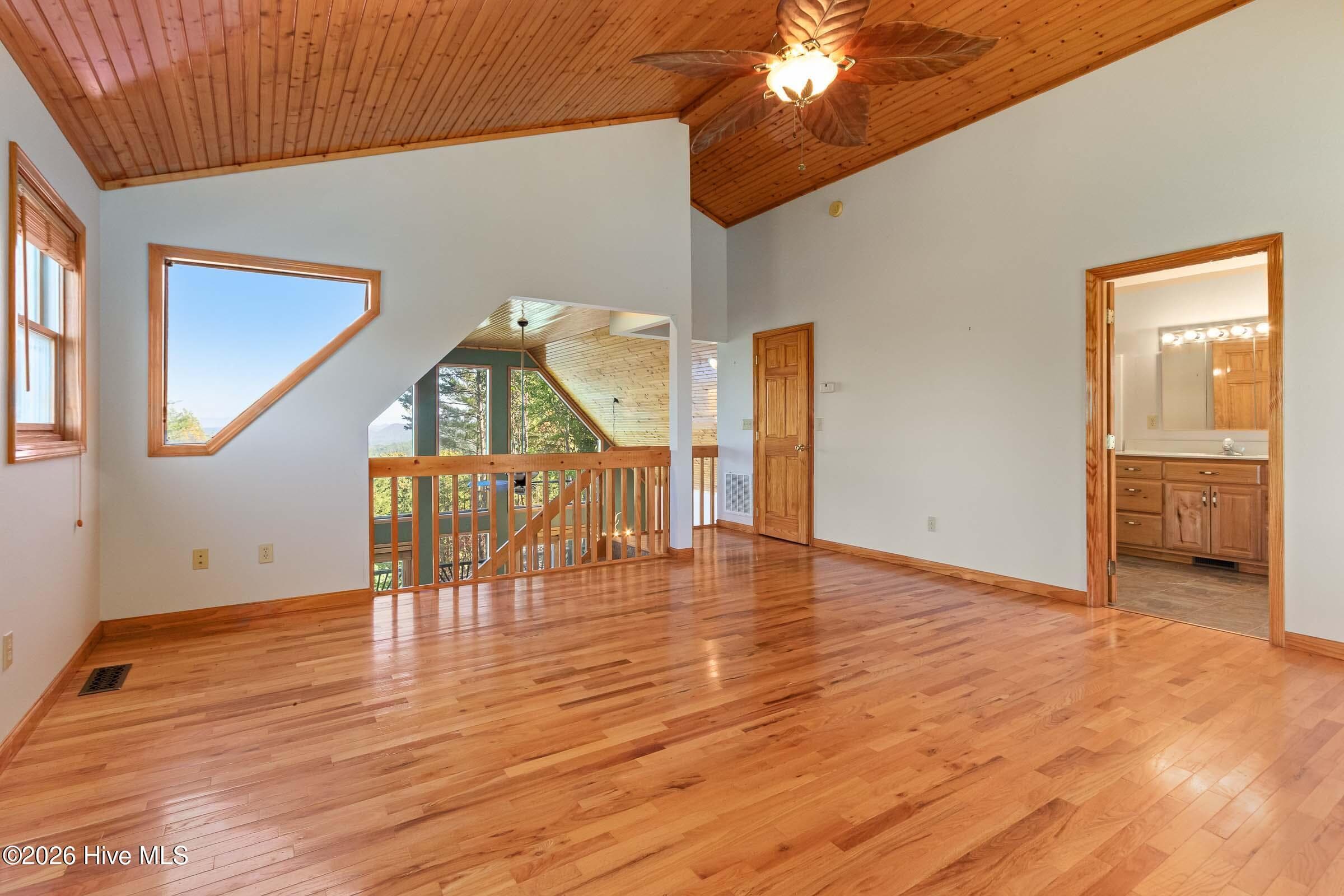 Single Family Residence at 75 Mountain Overlook Drive, Murphy, NC 28906, photo 44 of 80