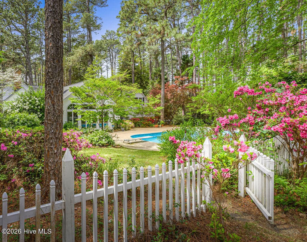 Single Family Residence at 1335 Midland Road, Southern Pines, NC 28387, Southern Pines, photo 5 of 5