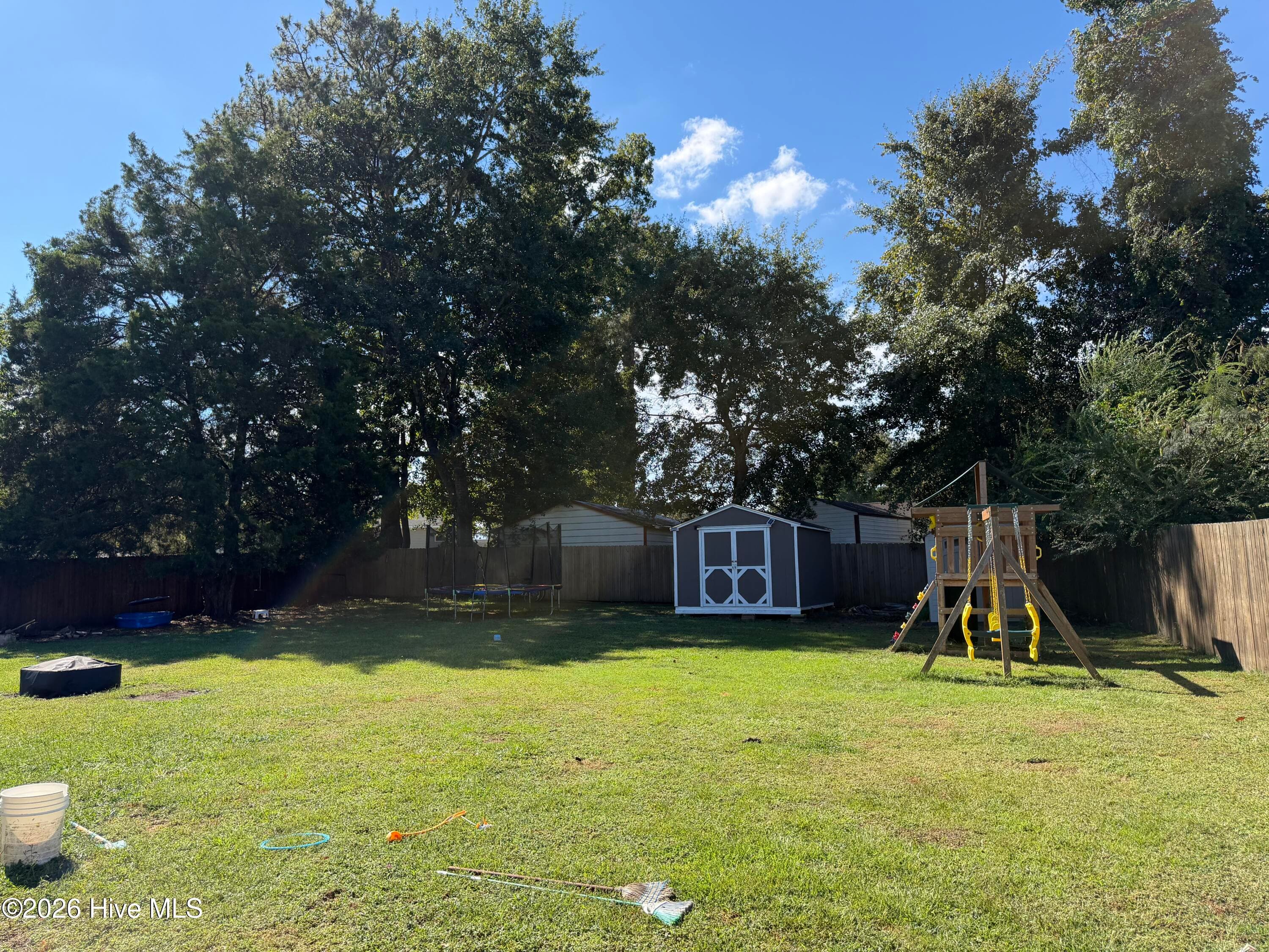 Single Family Residence at 18 Walnut Drive, Jacksonville, NC 28546, photo 11 of 62