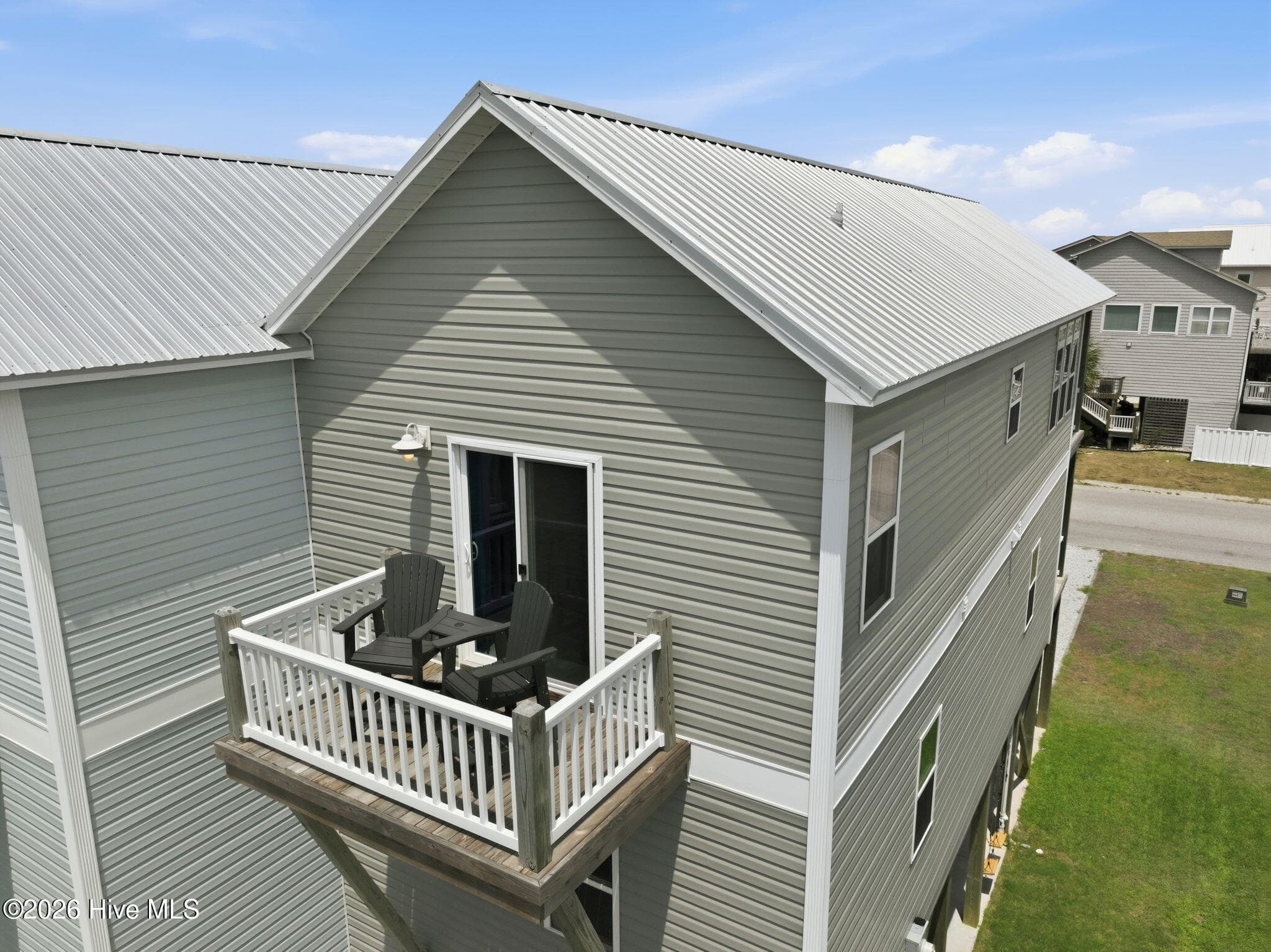 Townhouse at 124 Sea Gull Lane, North Topsail Beach, NC 28460, photo 44 of 48
