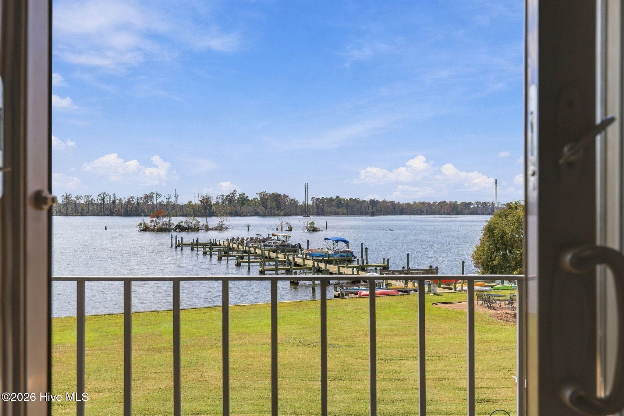 Townhouse at 106 Washington Harbor, Washington, NC 27889, photo 31 of 56