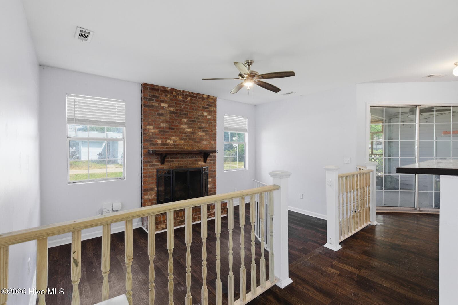 2619 Idlebrook Circle, Midway Park, NC 28544