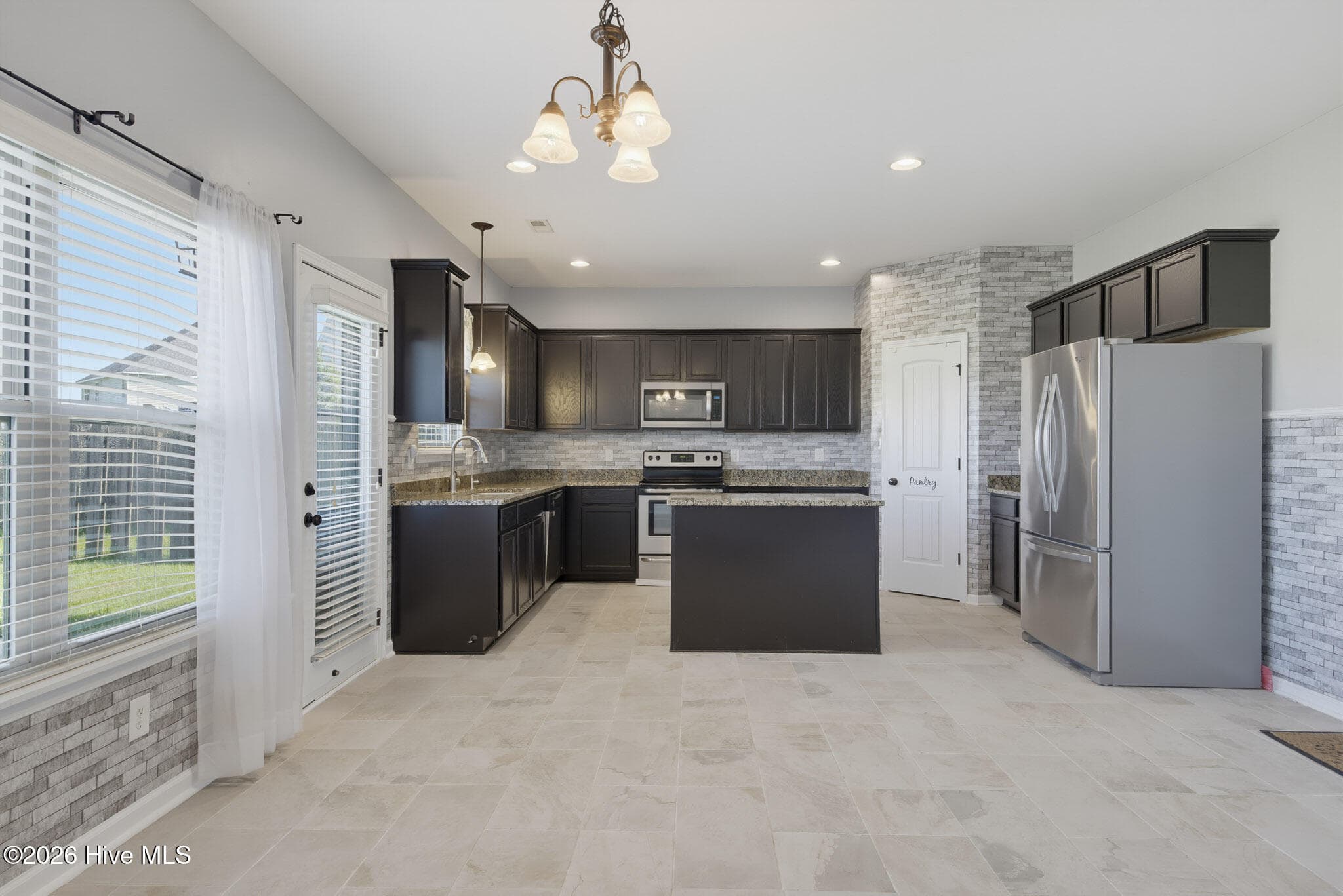 Single Family Residence at 304 SW Plantation Drive, Maple Hill, NC 28454, photo 20 of 72