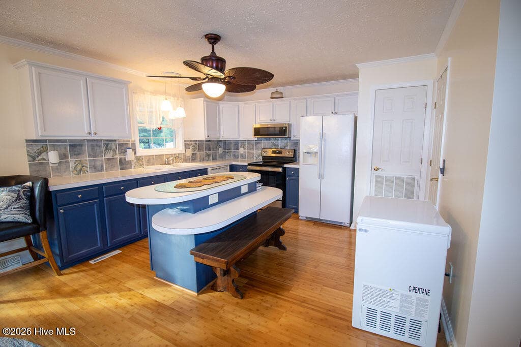 Manufactured Home at 195 Godfrey Boulevard, Havelock, NC 28532, photo 13 of 48