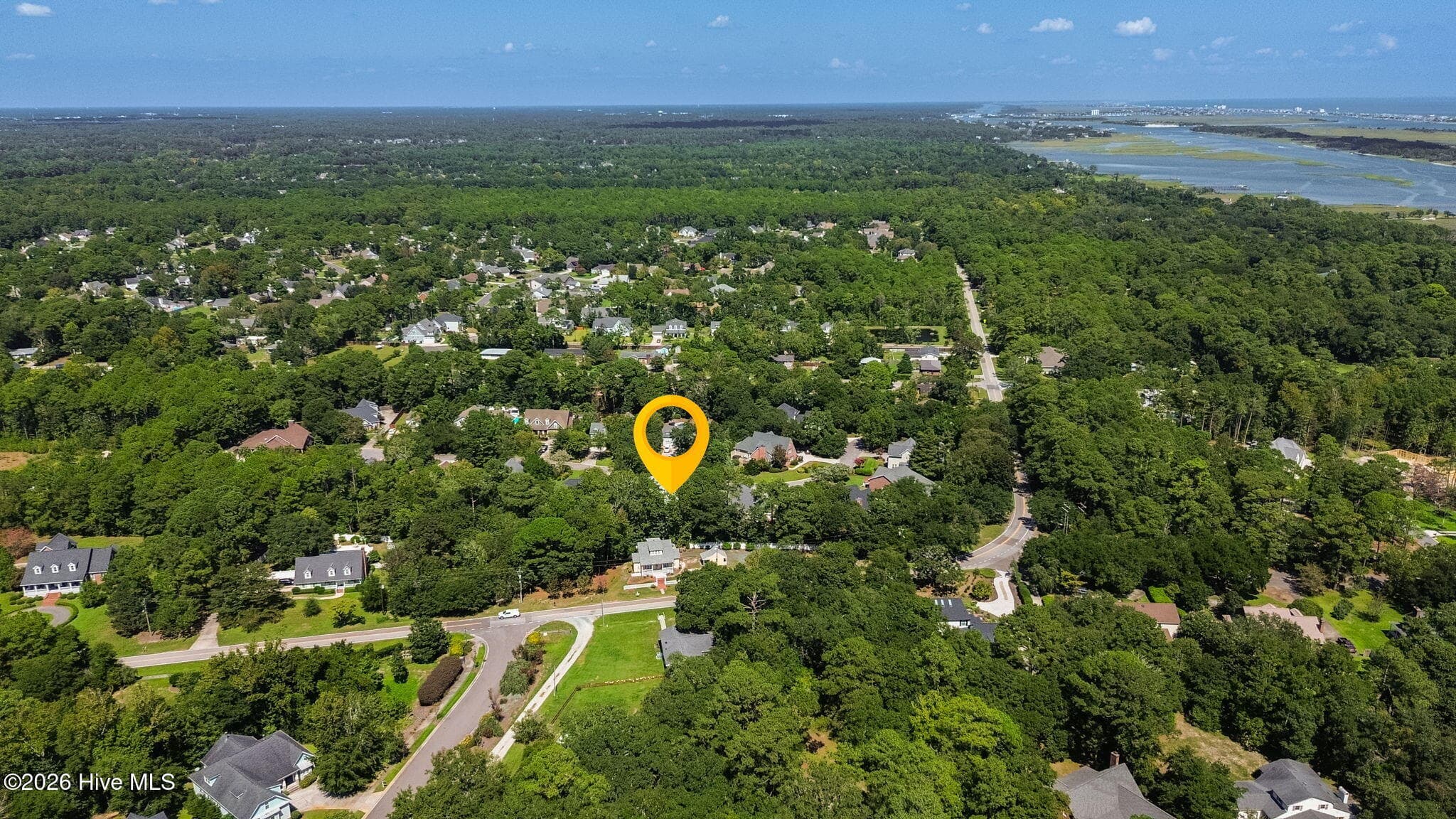 Single Family Residence at 8117 Mason Ridge Lane, Wilmington, NC 28409, photo 3 of 3