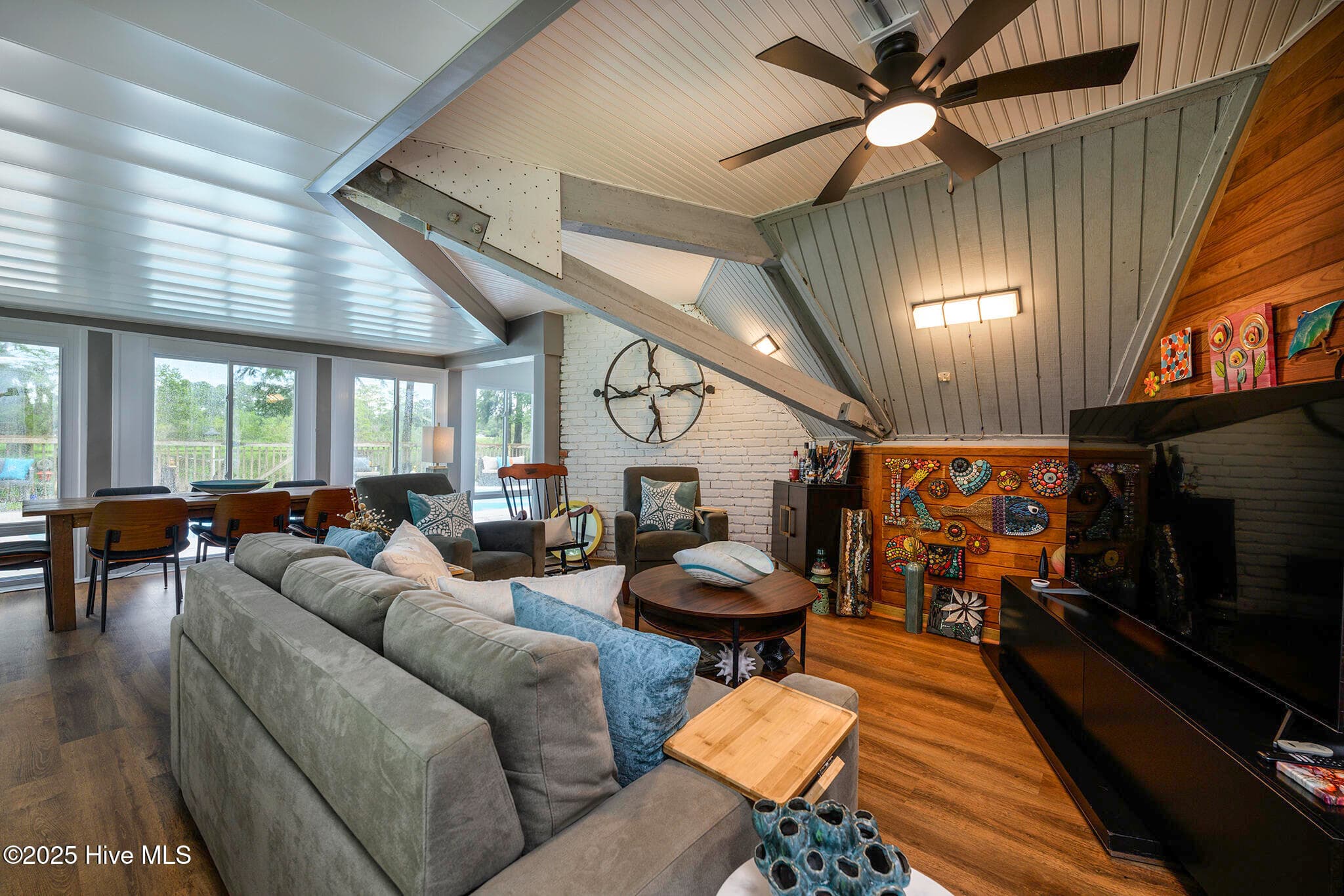 Single Family Residence at 210 Gangplank Road, New Bern, NC 28562, photo 37 of 86