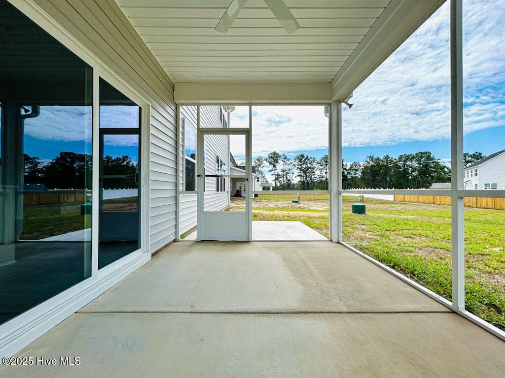 Single Family Residence at 504 Yellow Birch Way, Hubert, NC 28539, photo 17 of 90